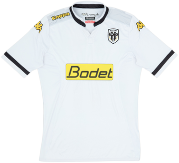 Angers 2015-16 Away