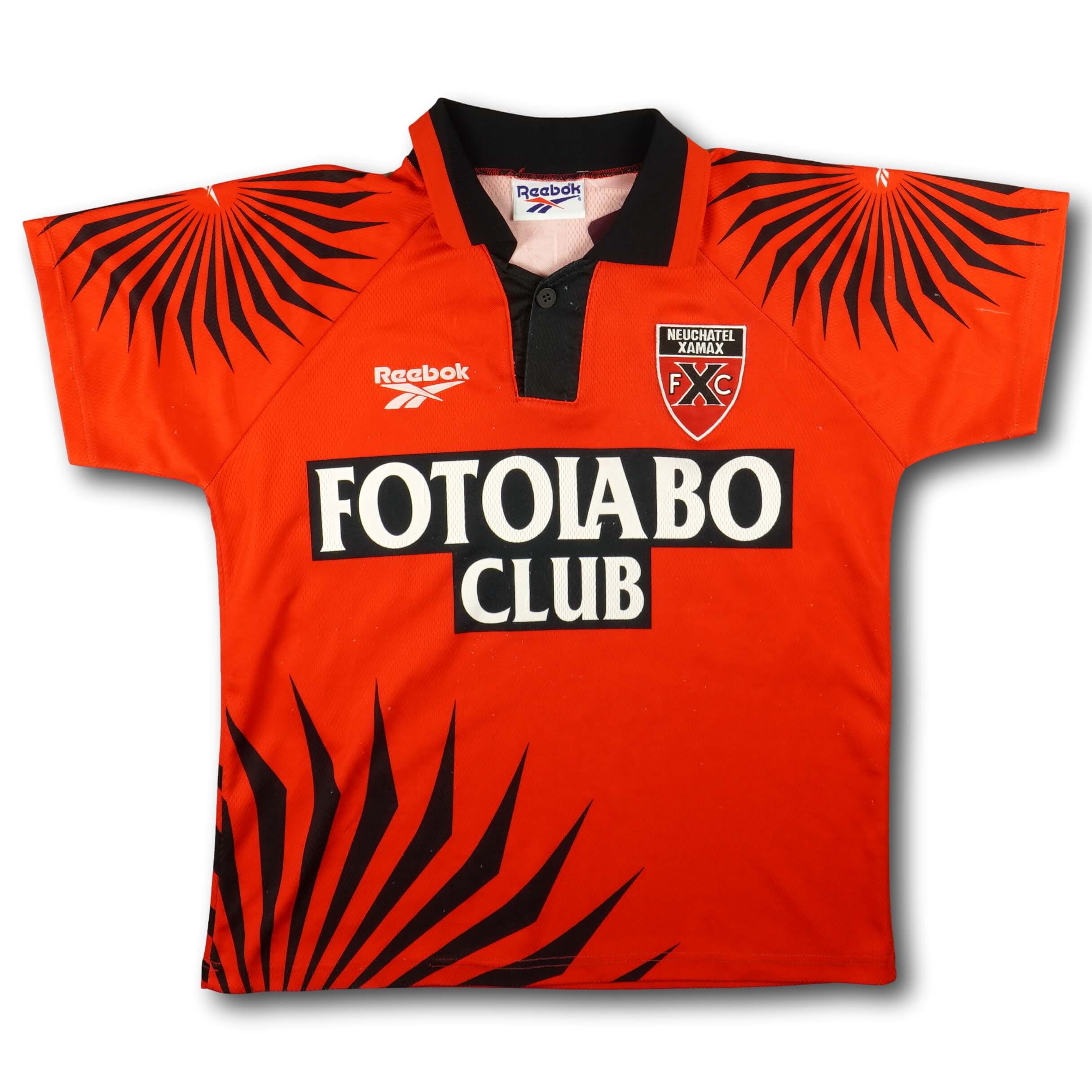 Neuchatel Xamax 1998-99 Home