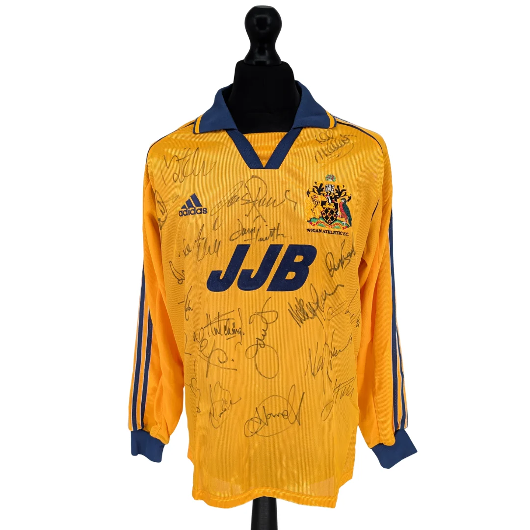 Wigan 1999-01 Special