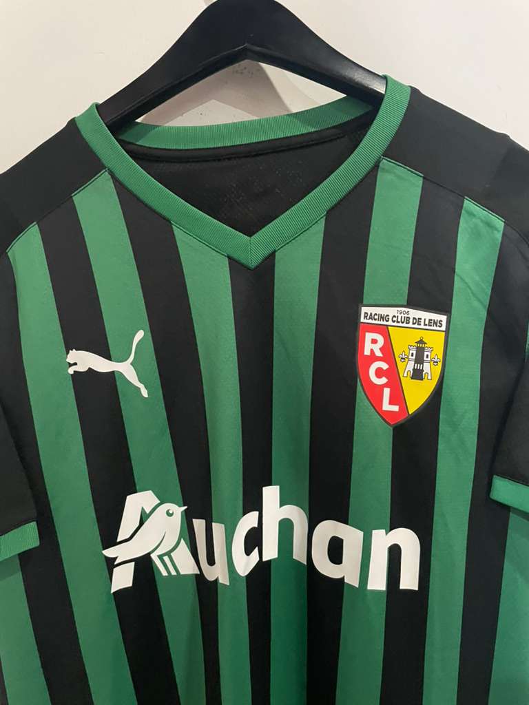 Lens 2021-22 Away