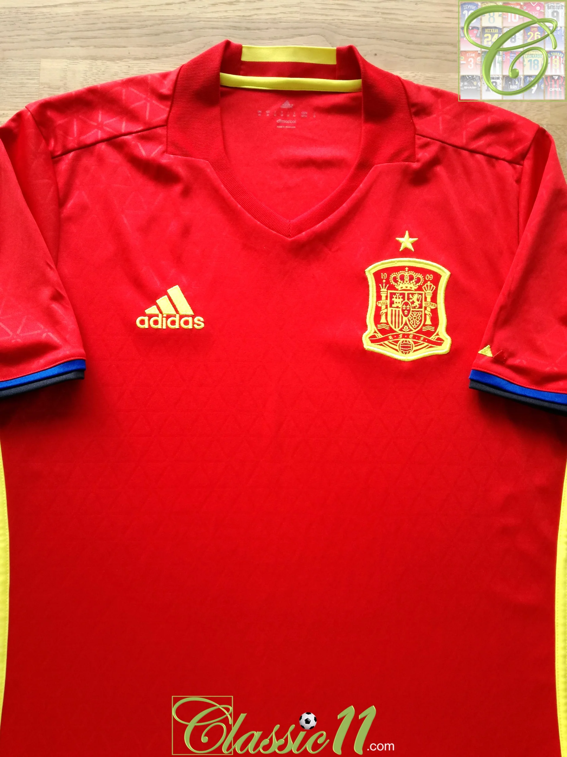 Spain 2015-16 Home