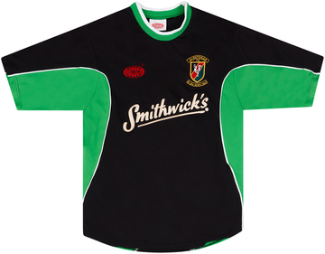 Glentoran 2001-02 Away