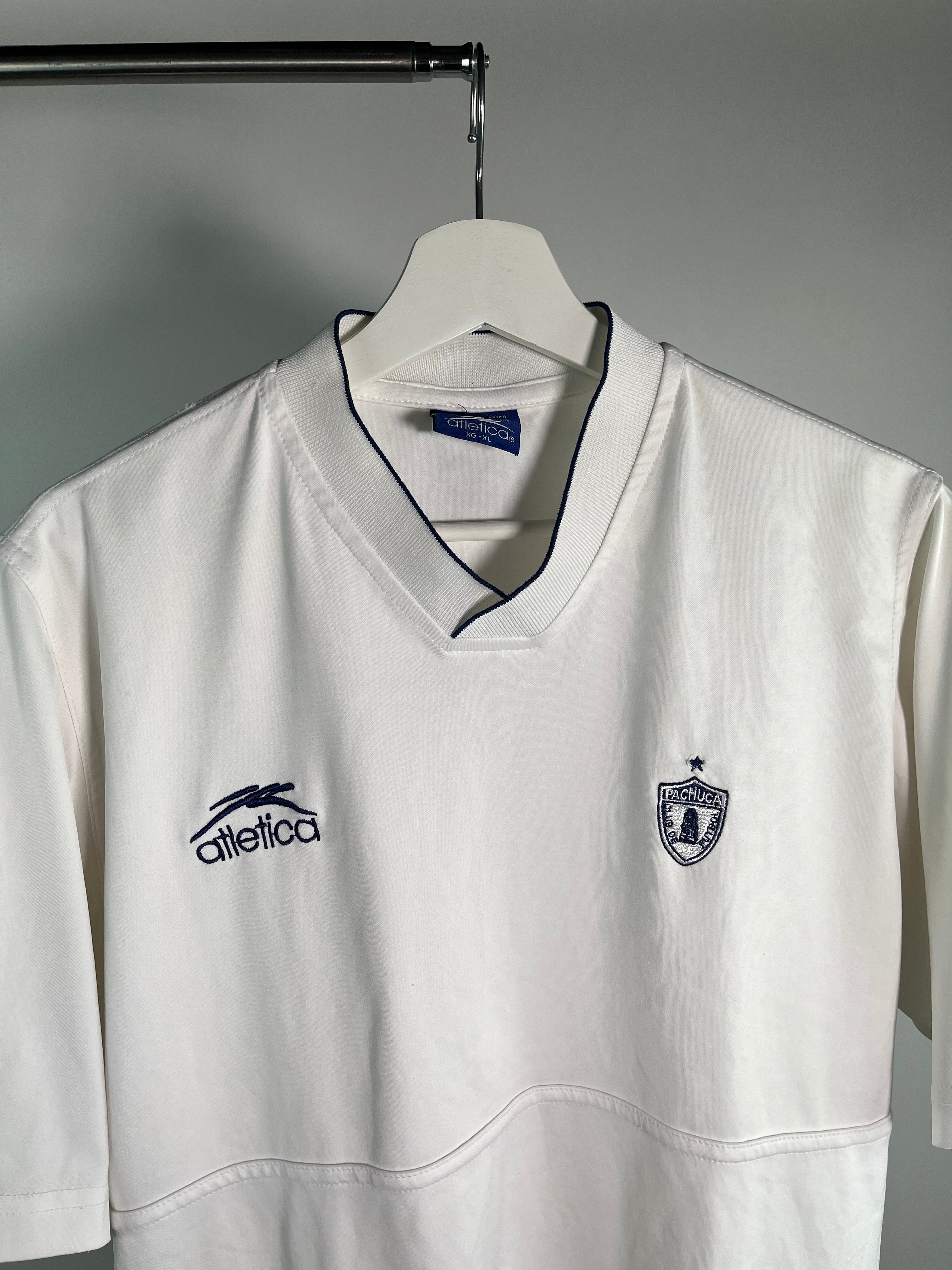 Pachuca 2000-01 Training