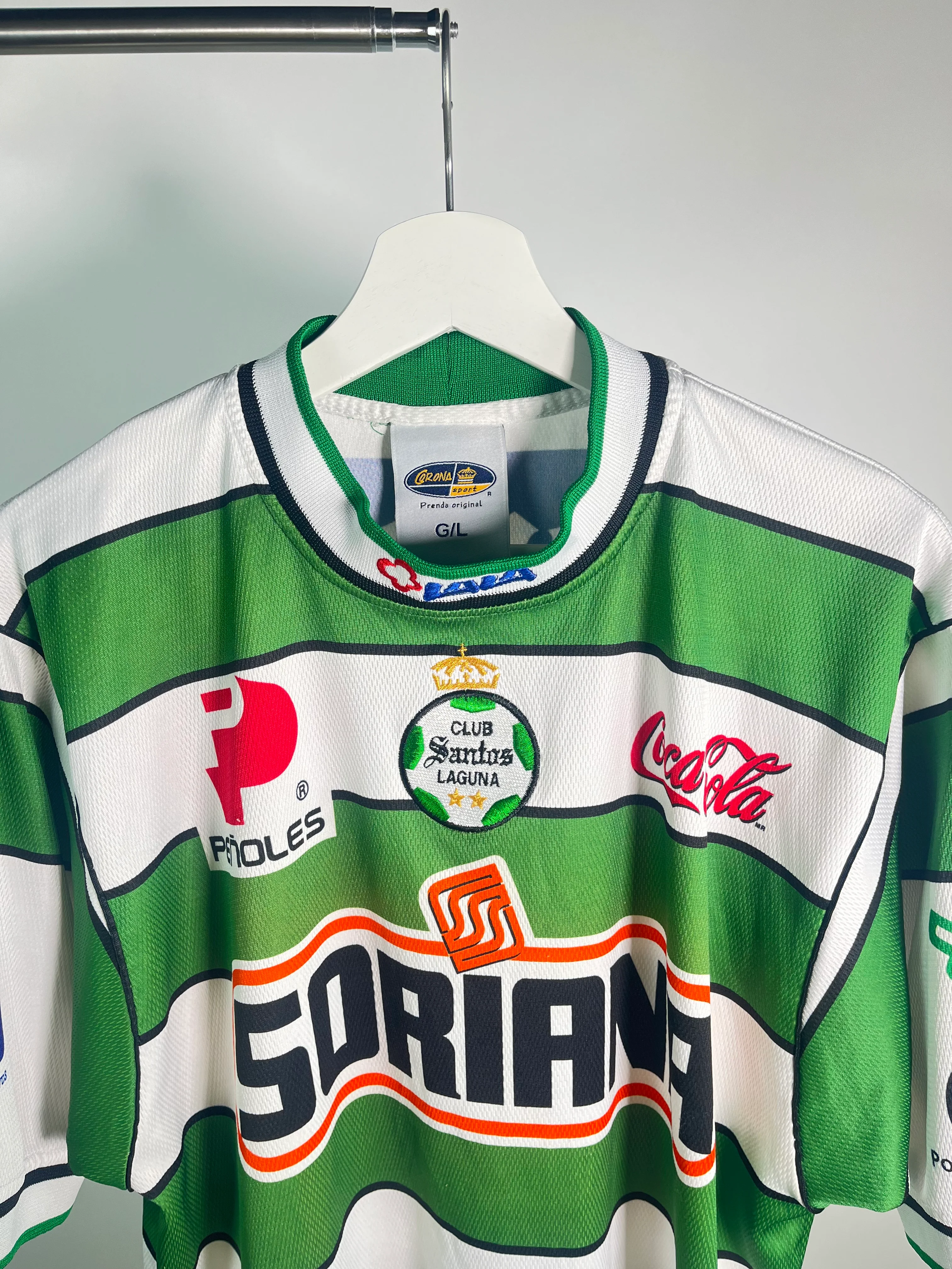 Santos Laguna 2001-02 Home