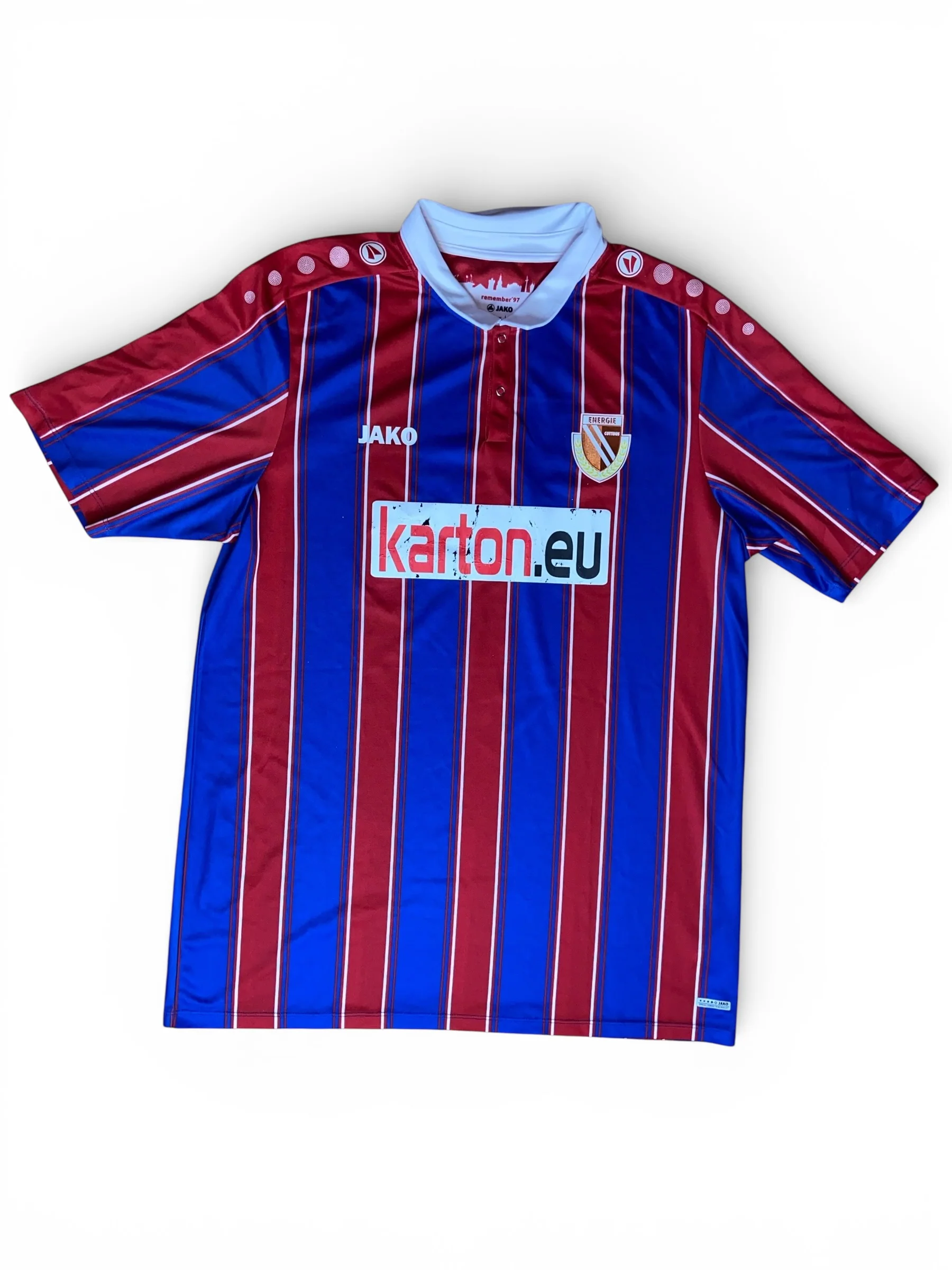 Energie Cottbus 2017-18 Home