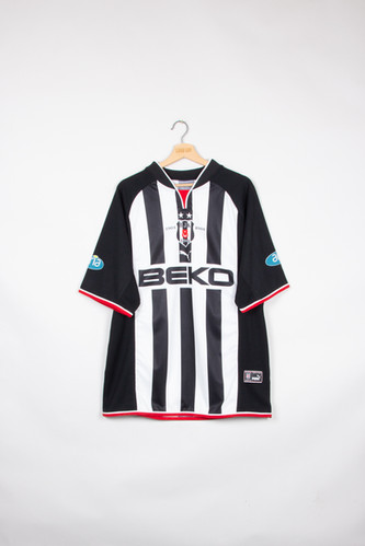 Besiktas 2002-03 Away