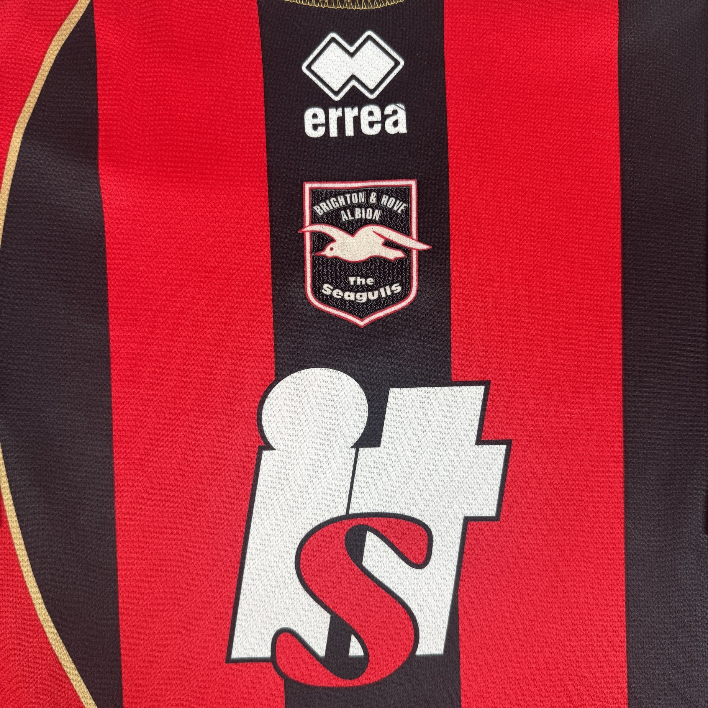 Brighton and Hove Albion 2009-10 Away