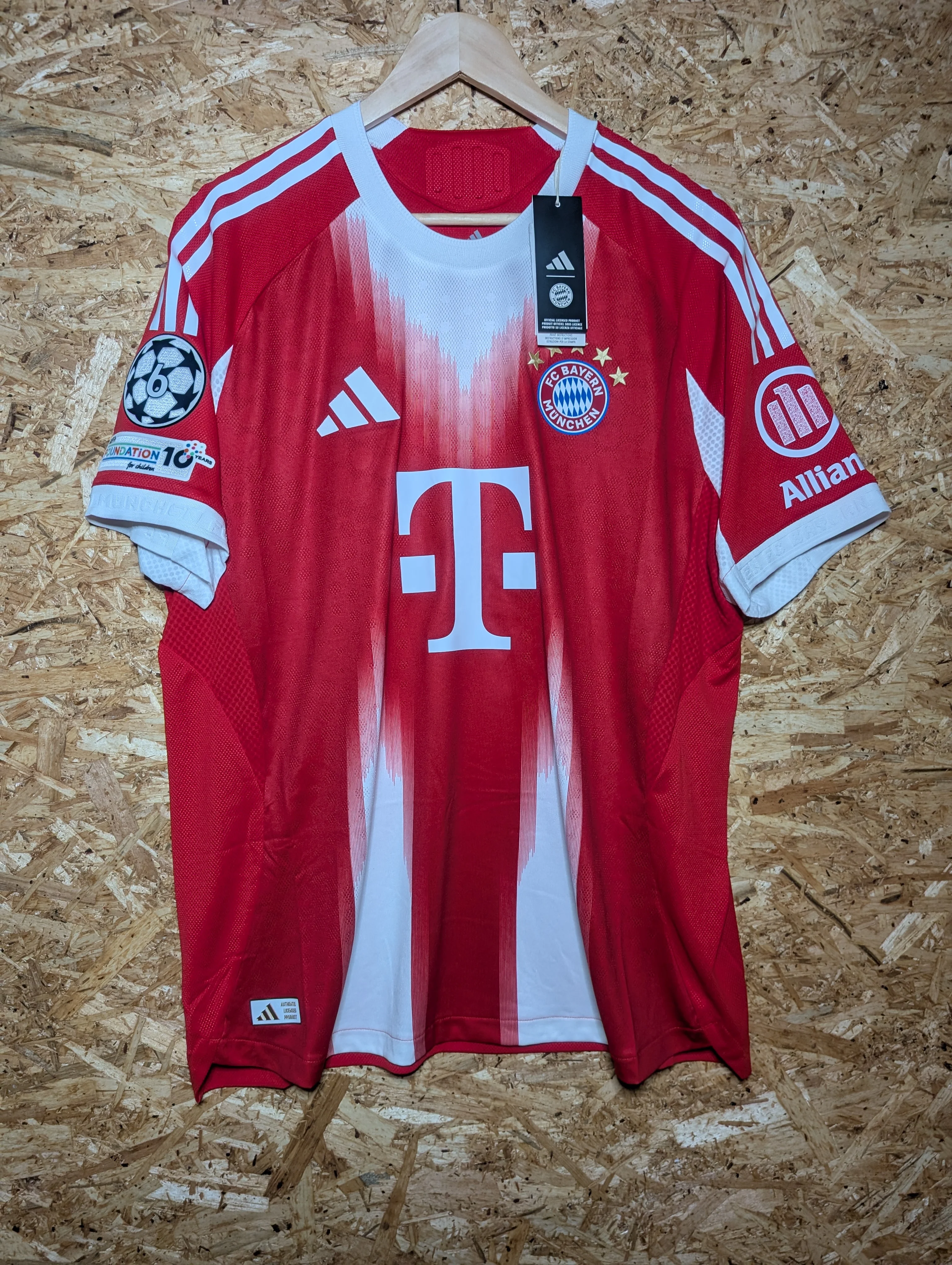 Bayern Munich 2025 Home