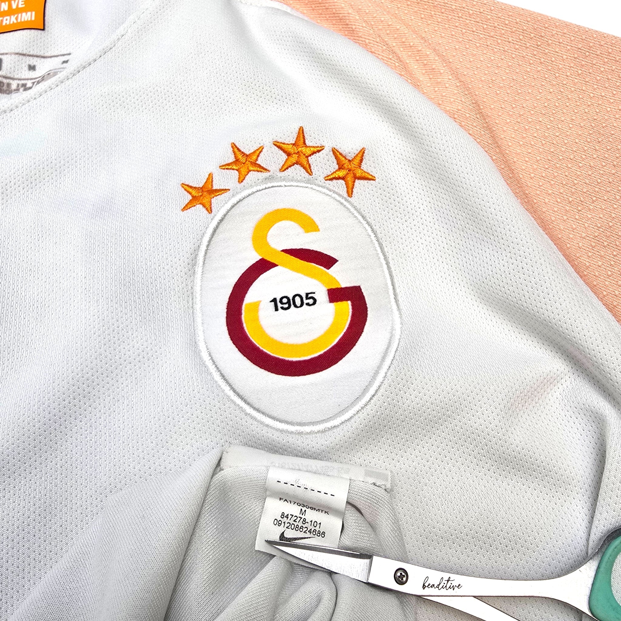 Galatasaray 2017-18 Away