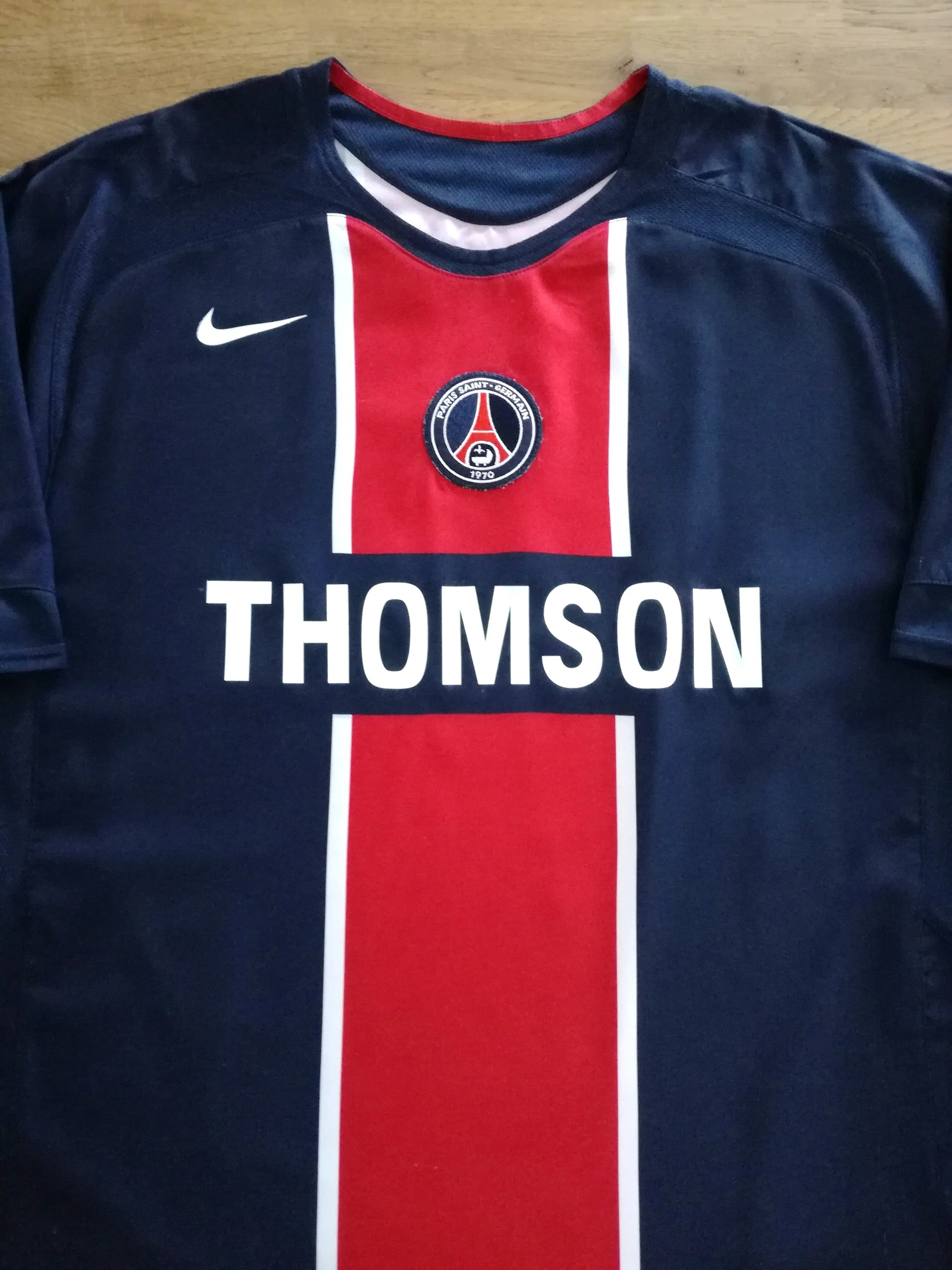 Paris Saint-Germain 2005-06 Home