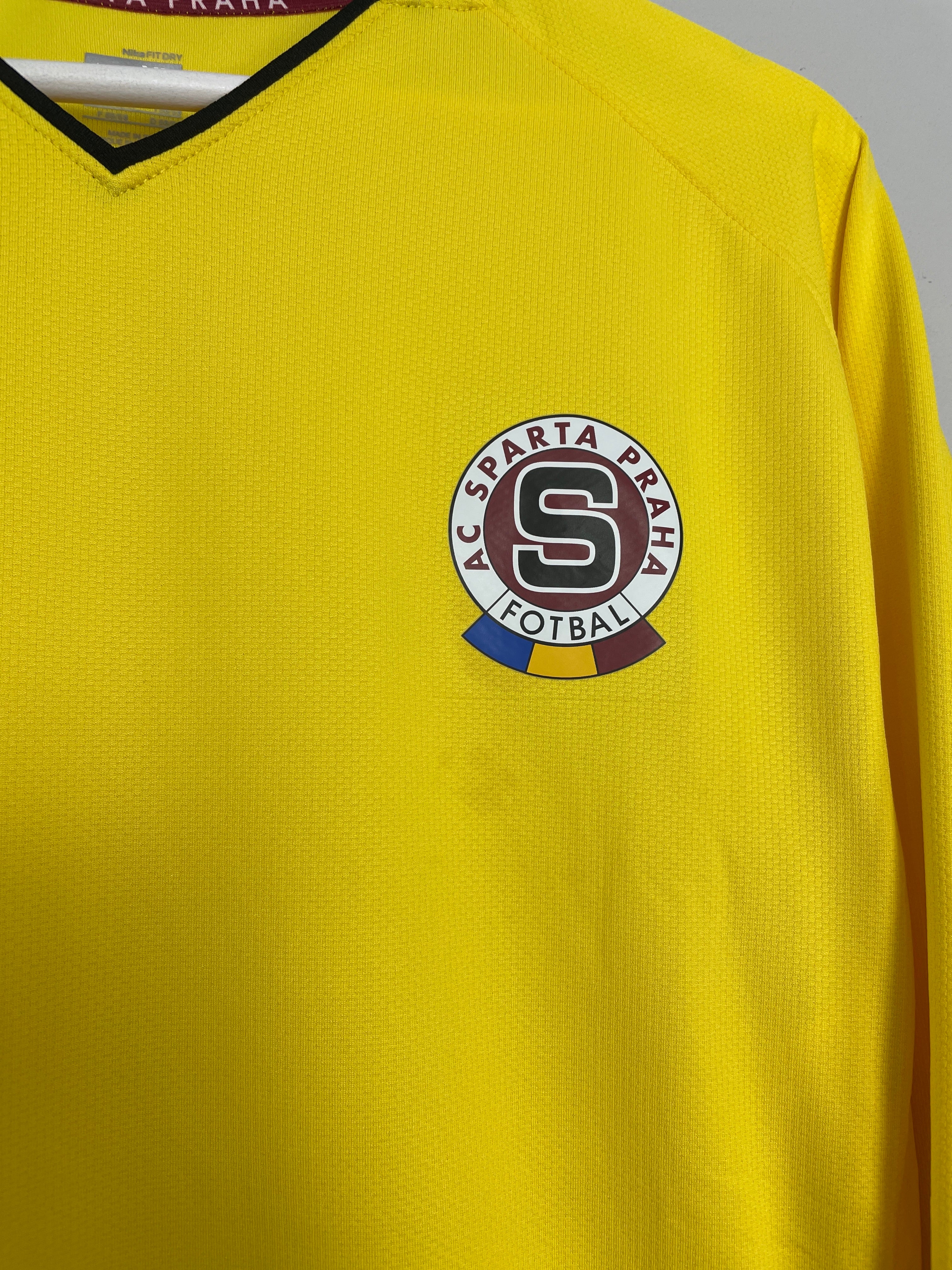 Sparta Prague 2015-16 Away