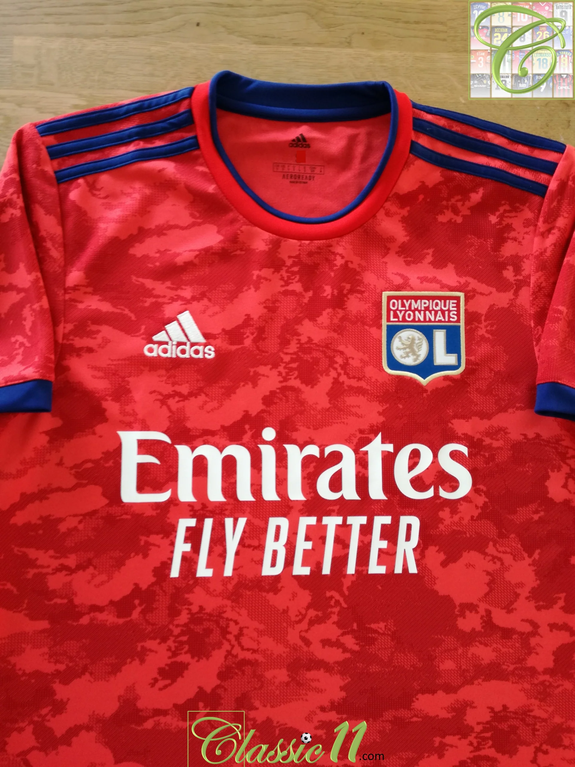 Lyon 2021-22 Away
