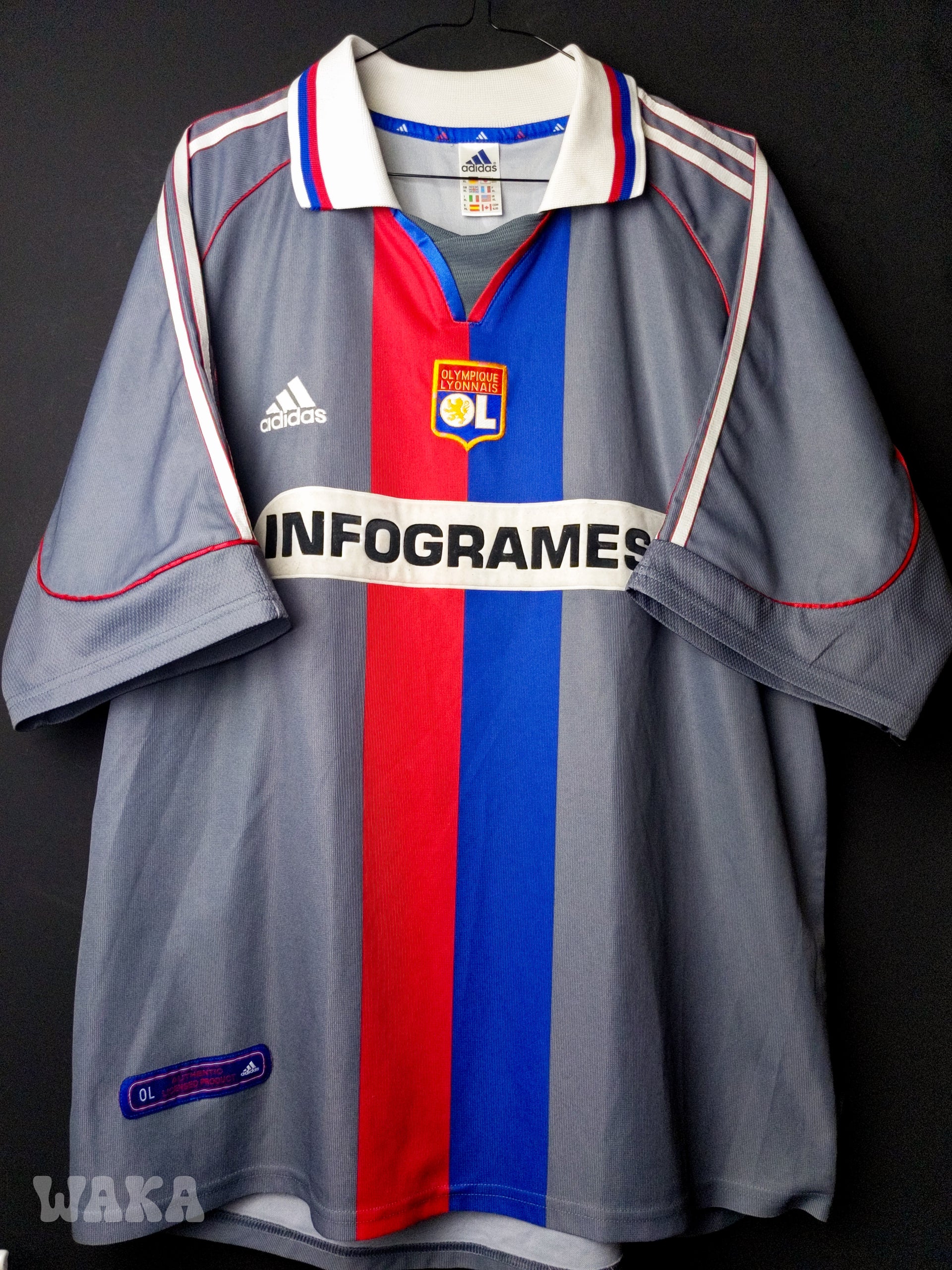 Olympique Lyonnais 2000-01 Away