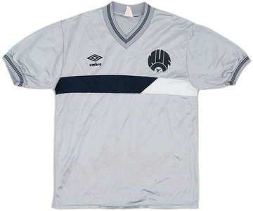 Newcastle 1985-86 Away