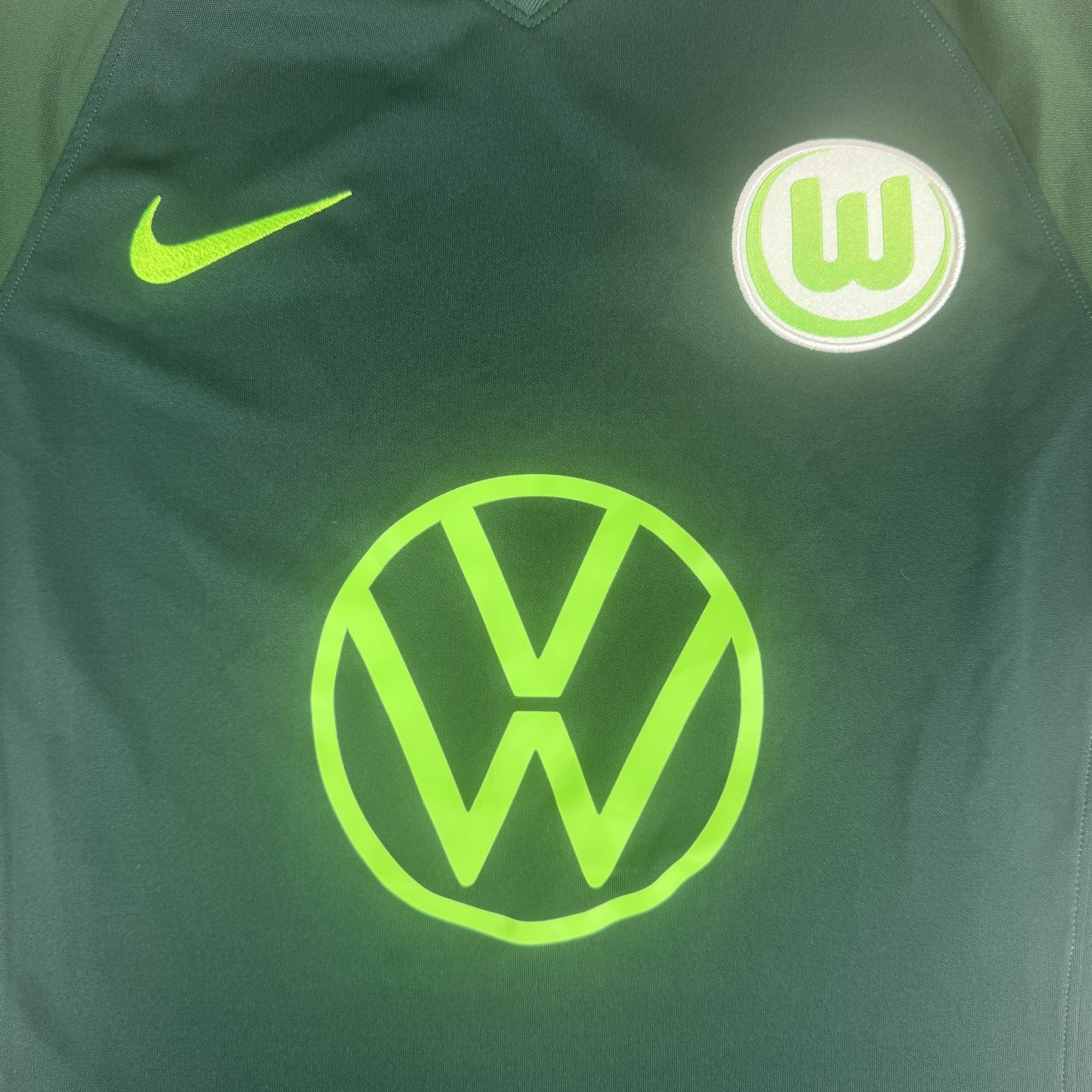 Wolfsburg 2021-22 Away