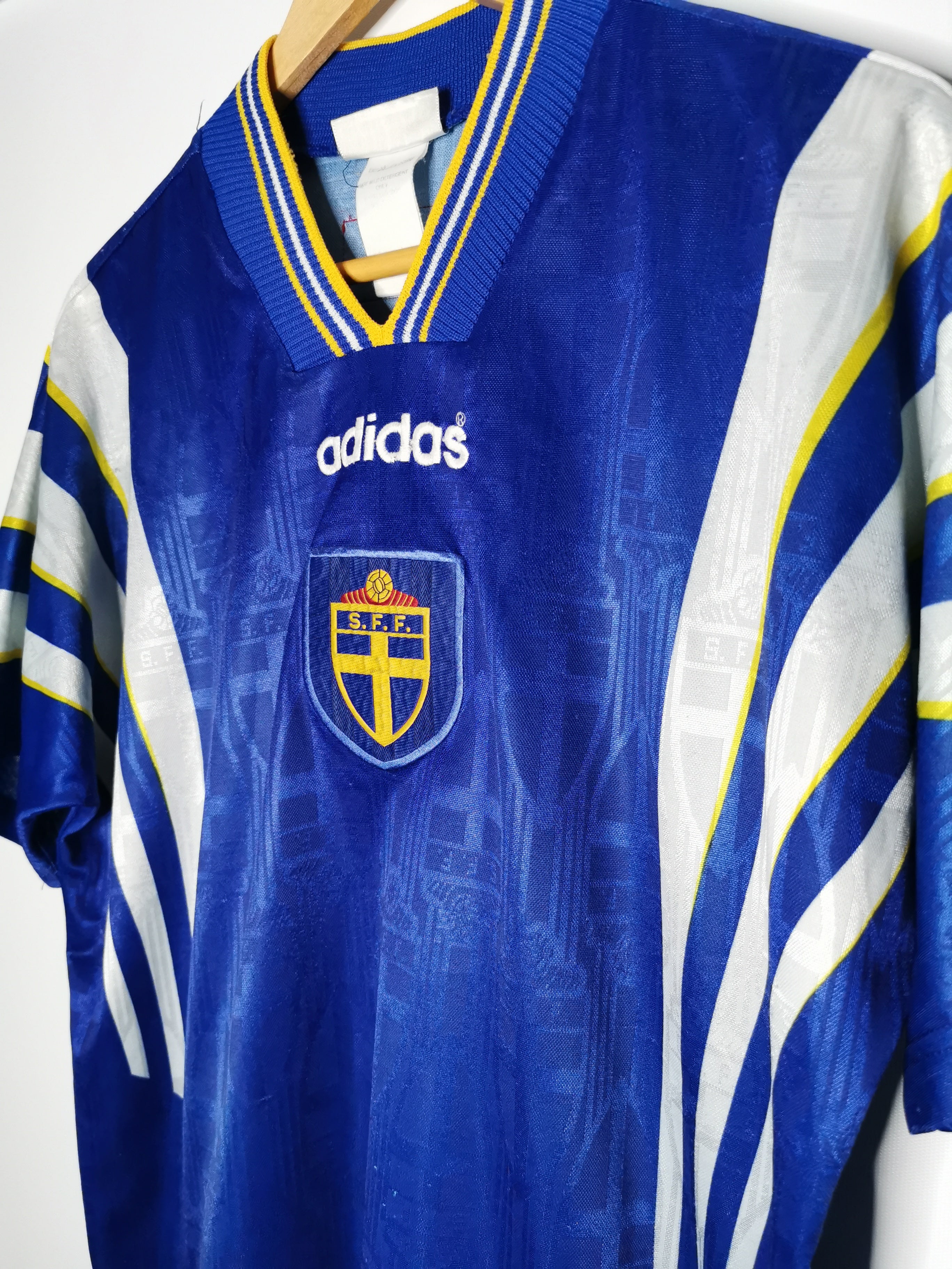 Sweden 1996 Away