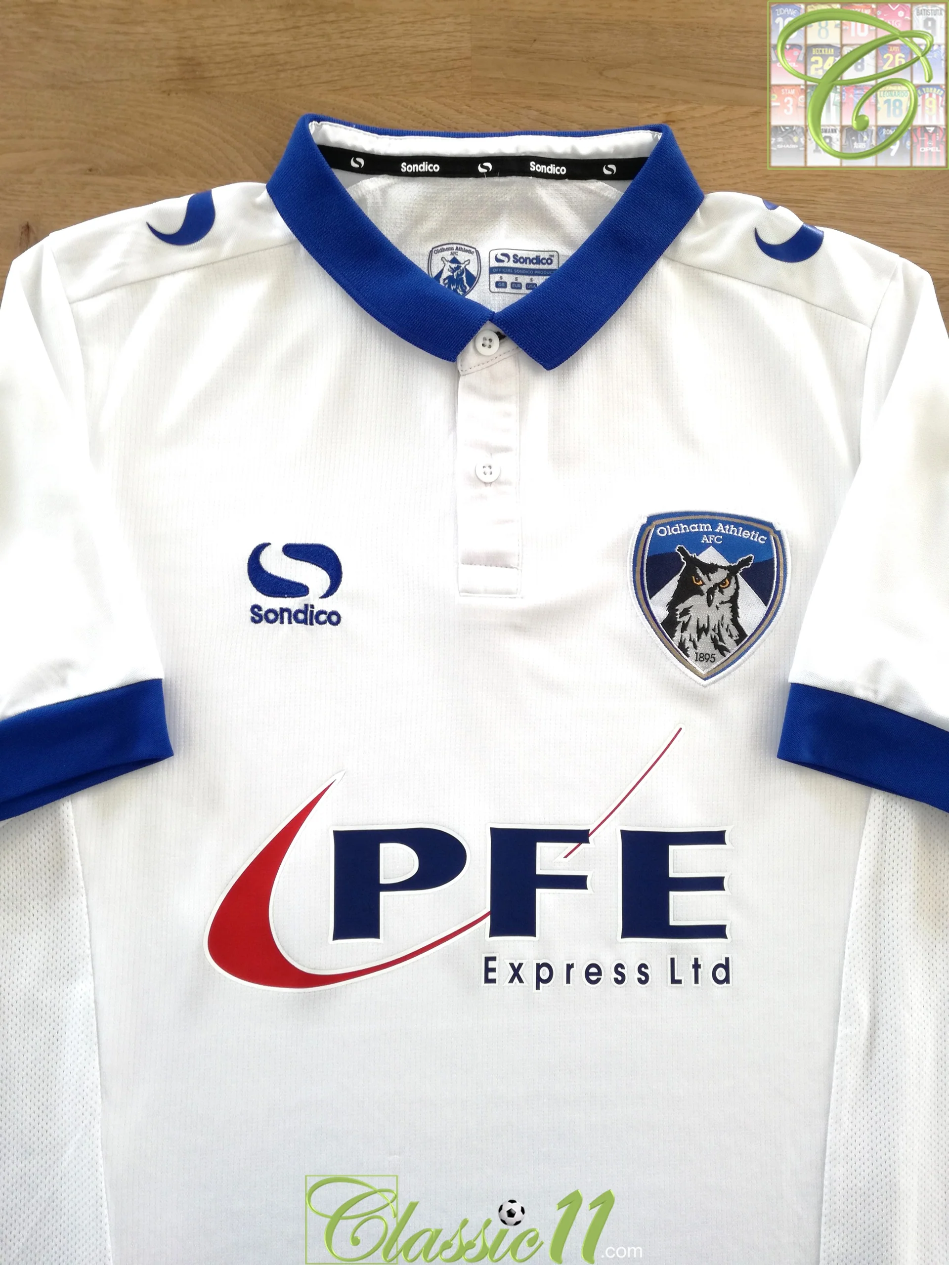 Oldham Athletic 2016-17 Away