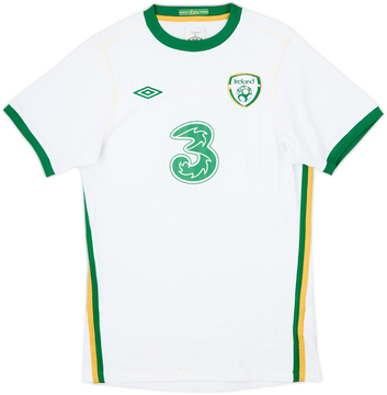 Ireland 2010-11 Away