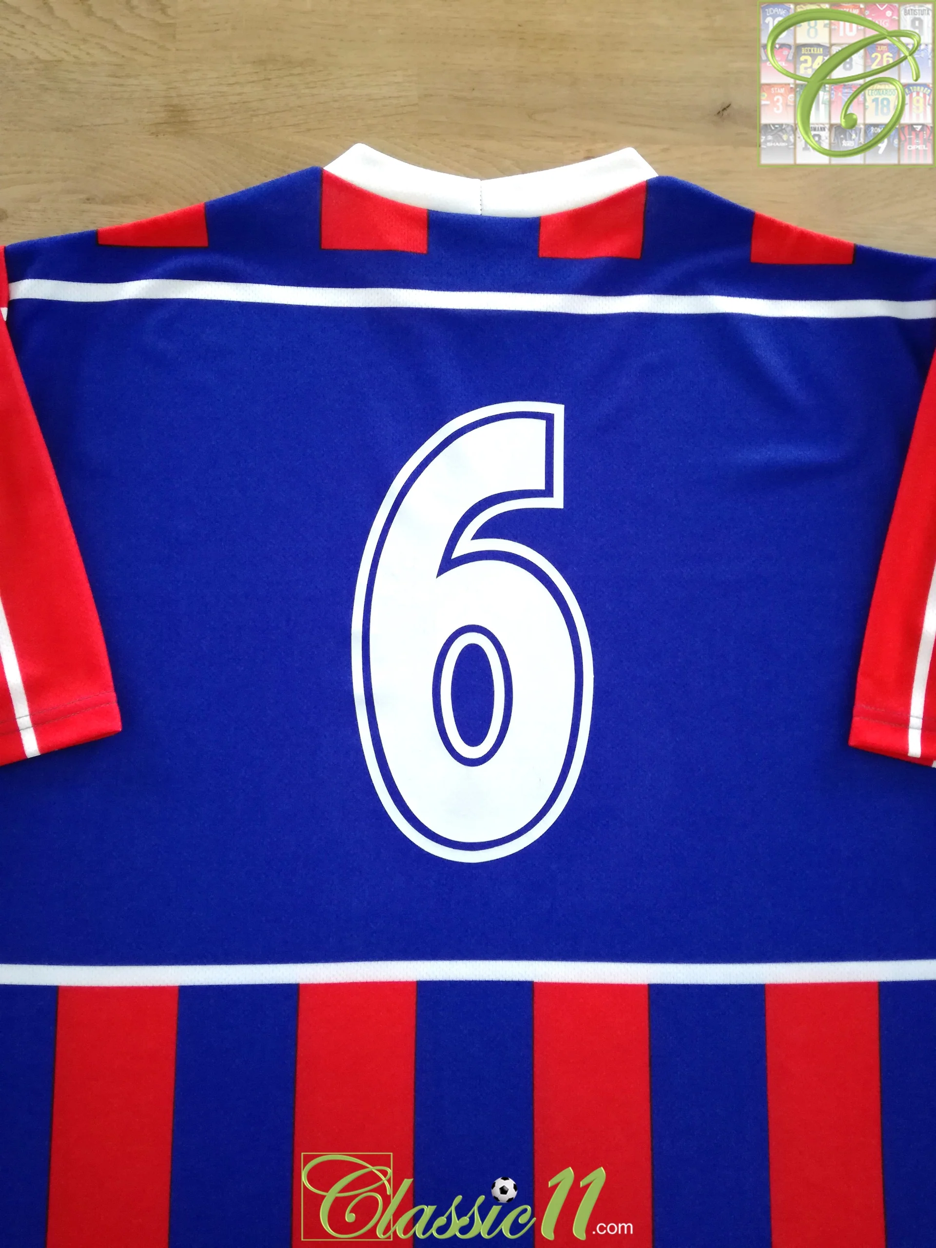 Viktoria Plzen 2000-01 Away