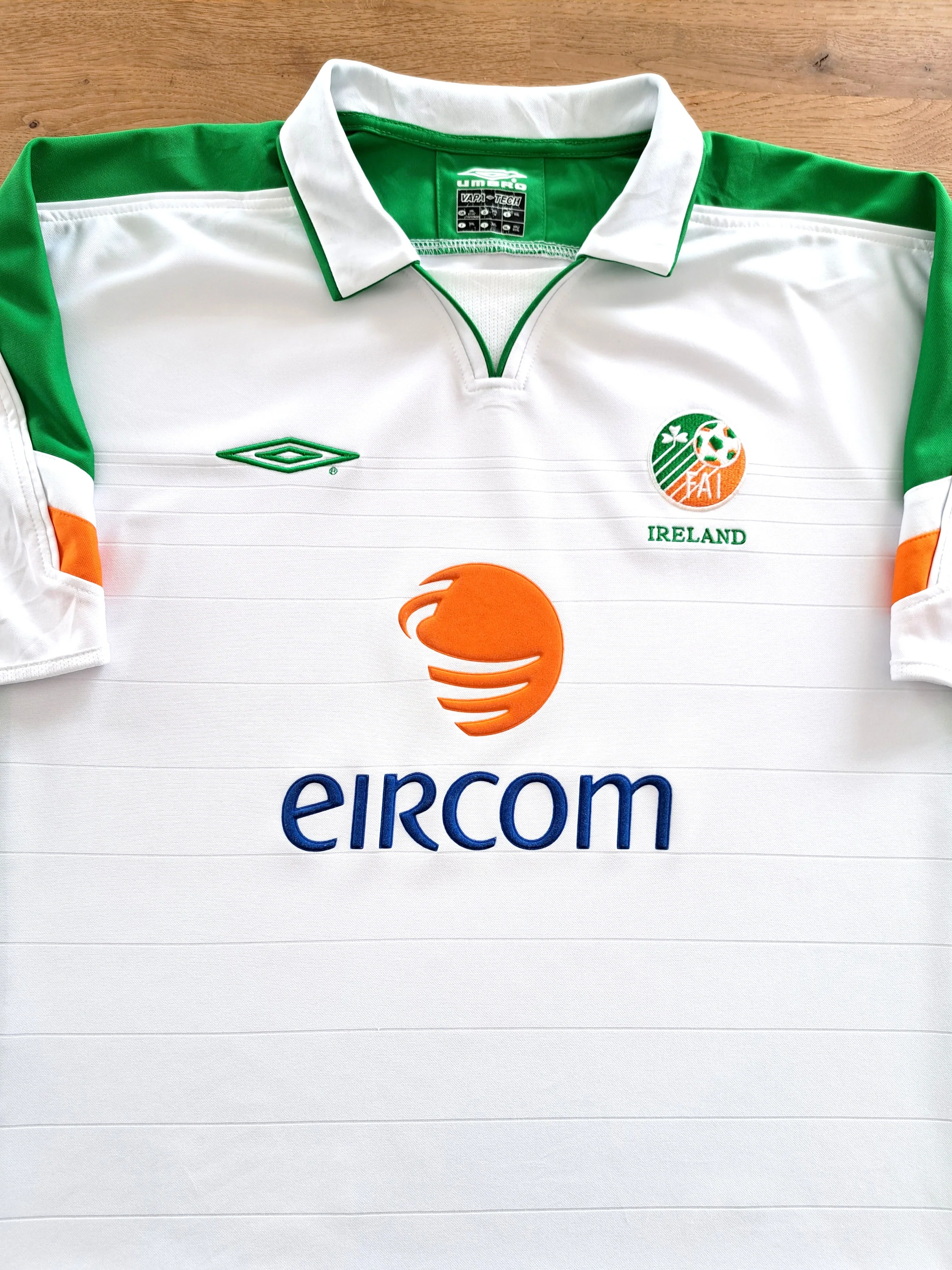 Ireland 2003-04 Away