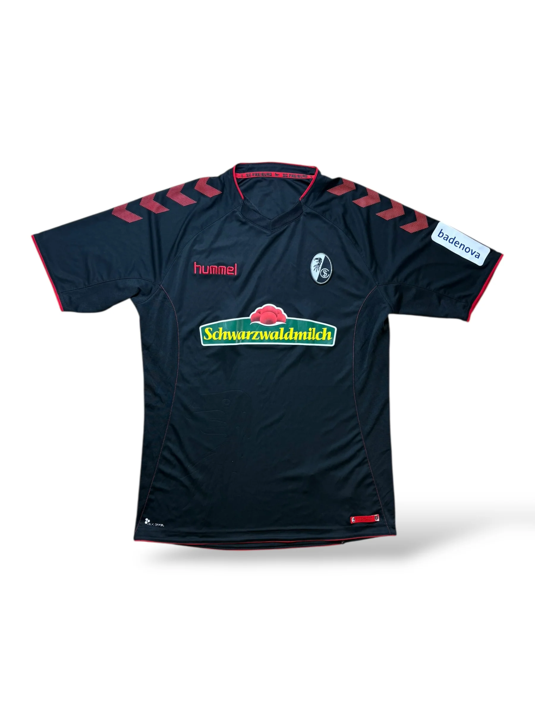 Freiburg 2018-19 Away