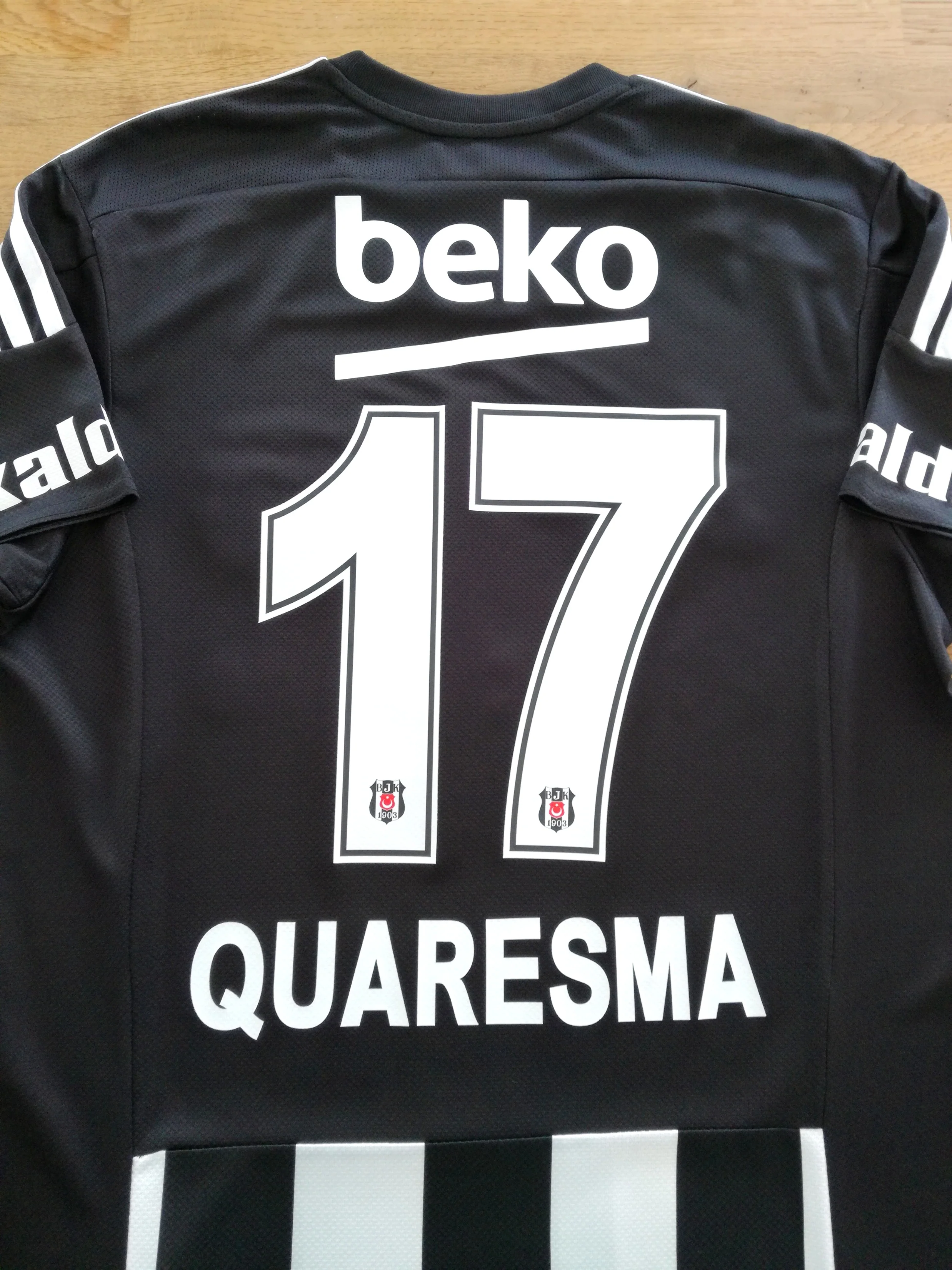 Besiktas 2015-16 Away