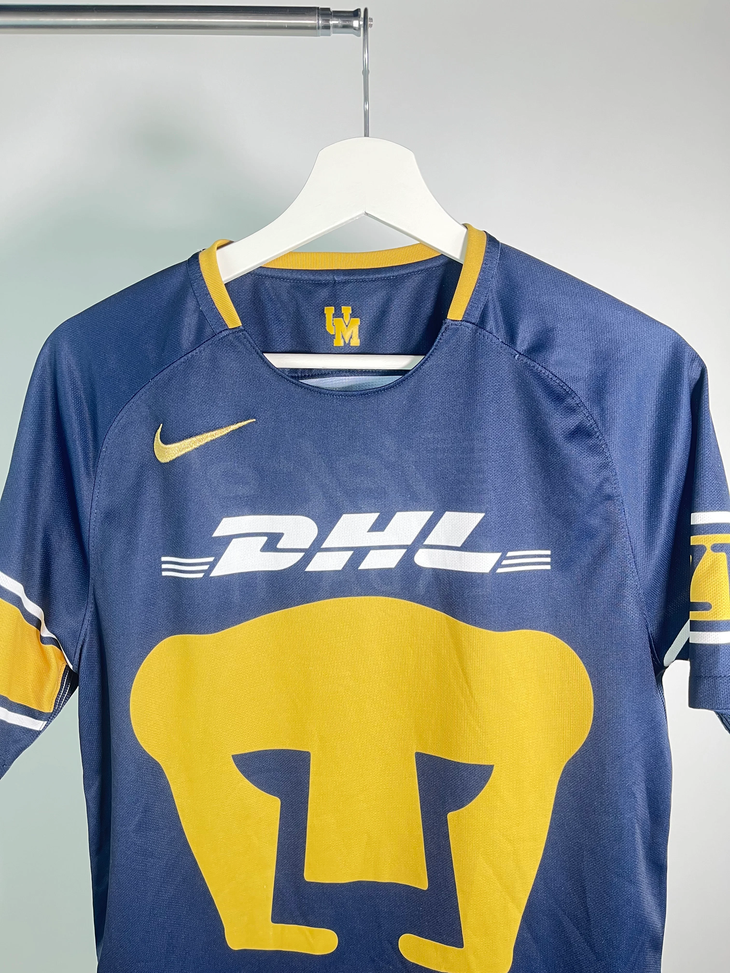 Pumas 2017-18 Away