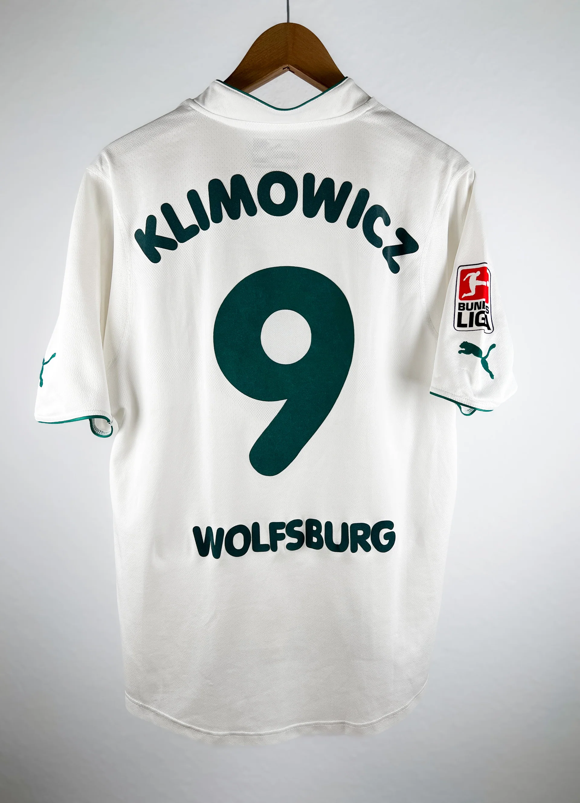 Wolfsburg 2003-04 Home