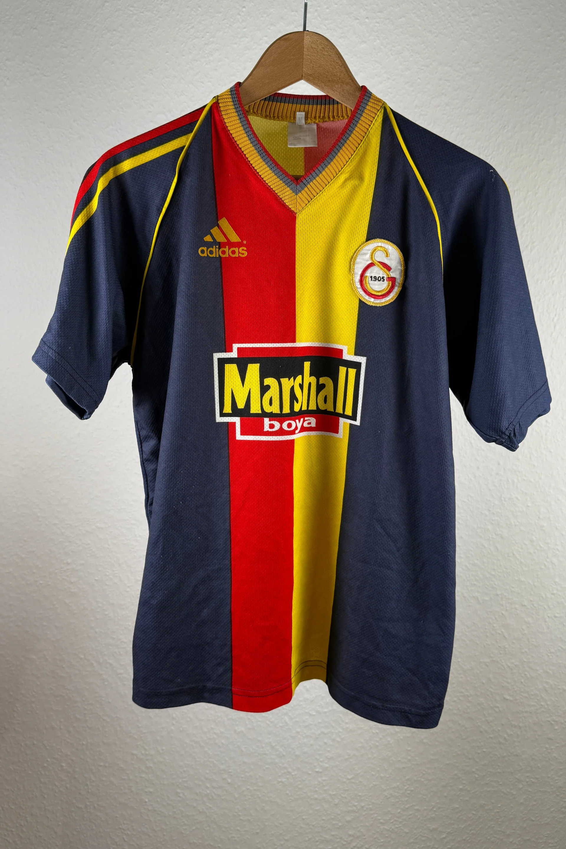 Galatasaray 1998-99 Third