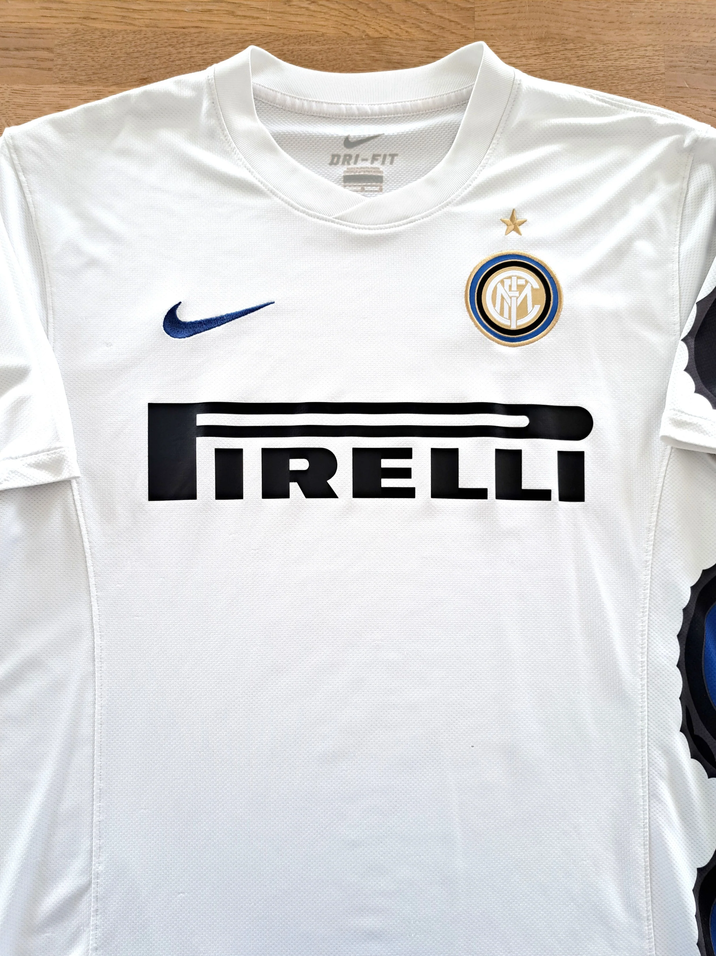 Inter Milan 2010-11 Away