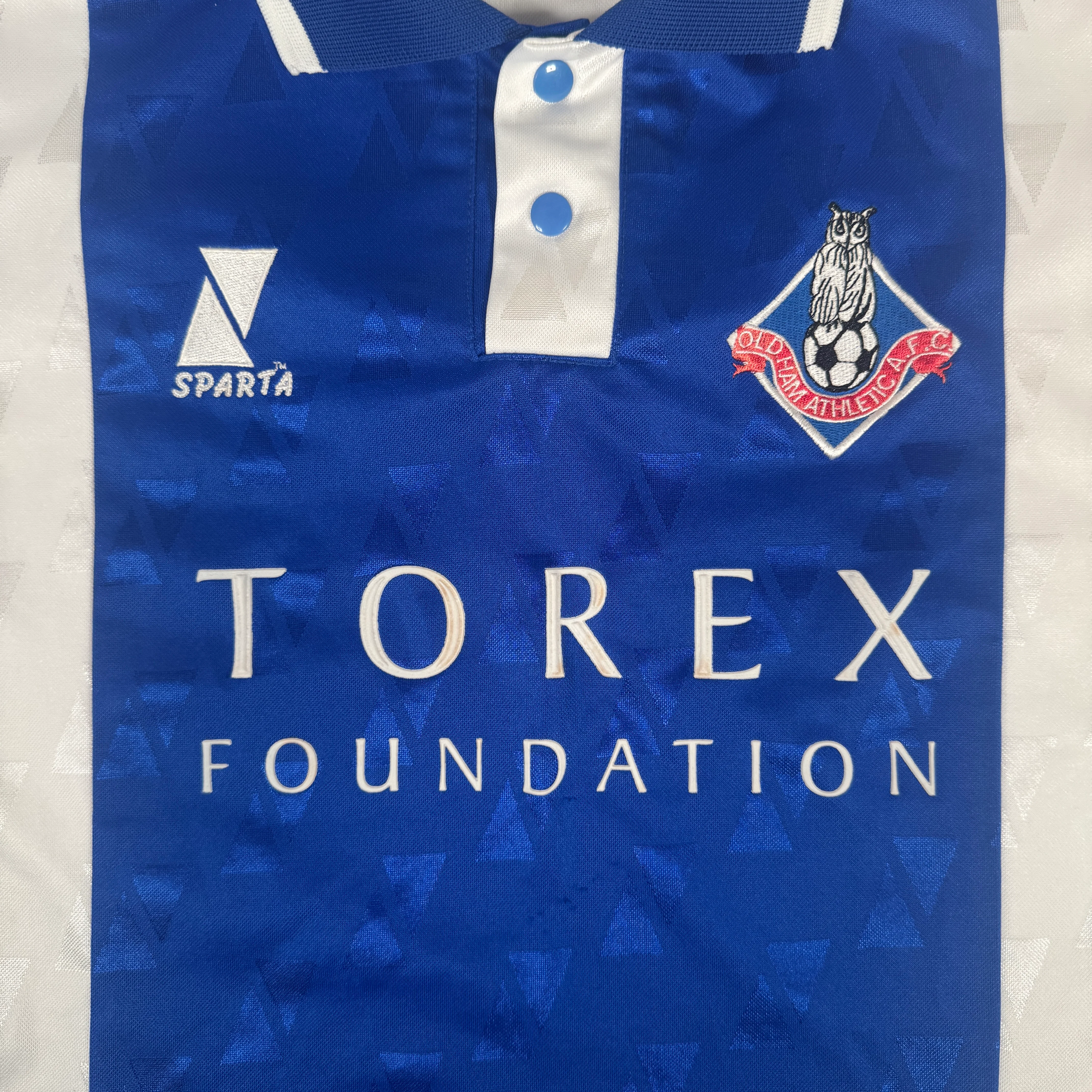 Oldham Athletic 2001-02 Home