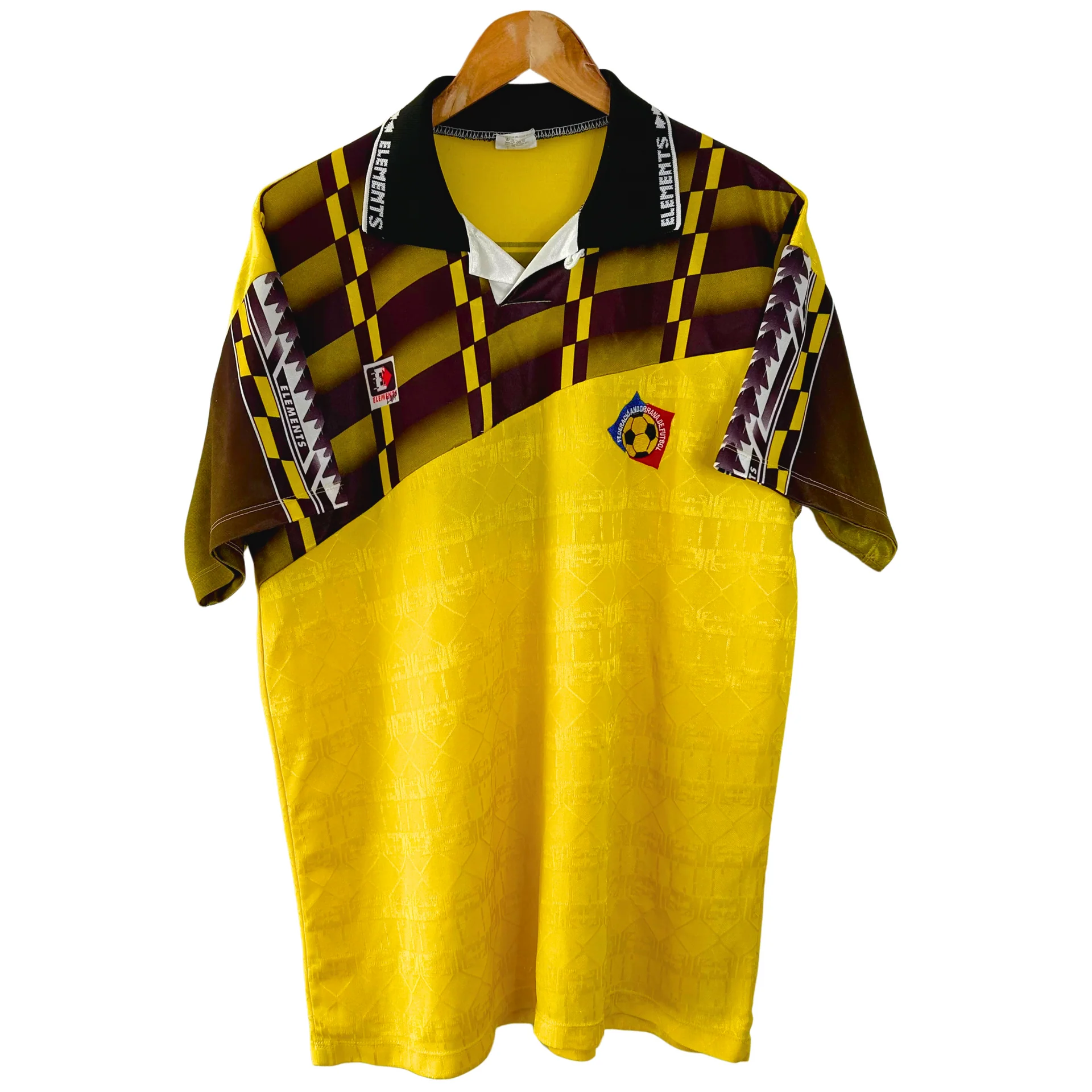 Andorra 1990 Home