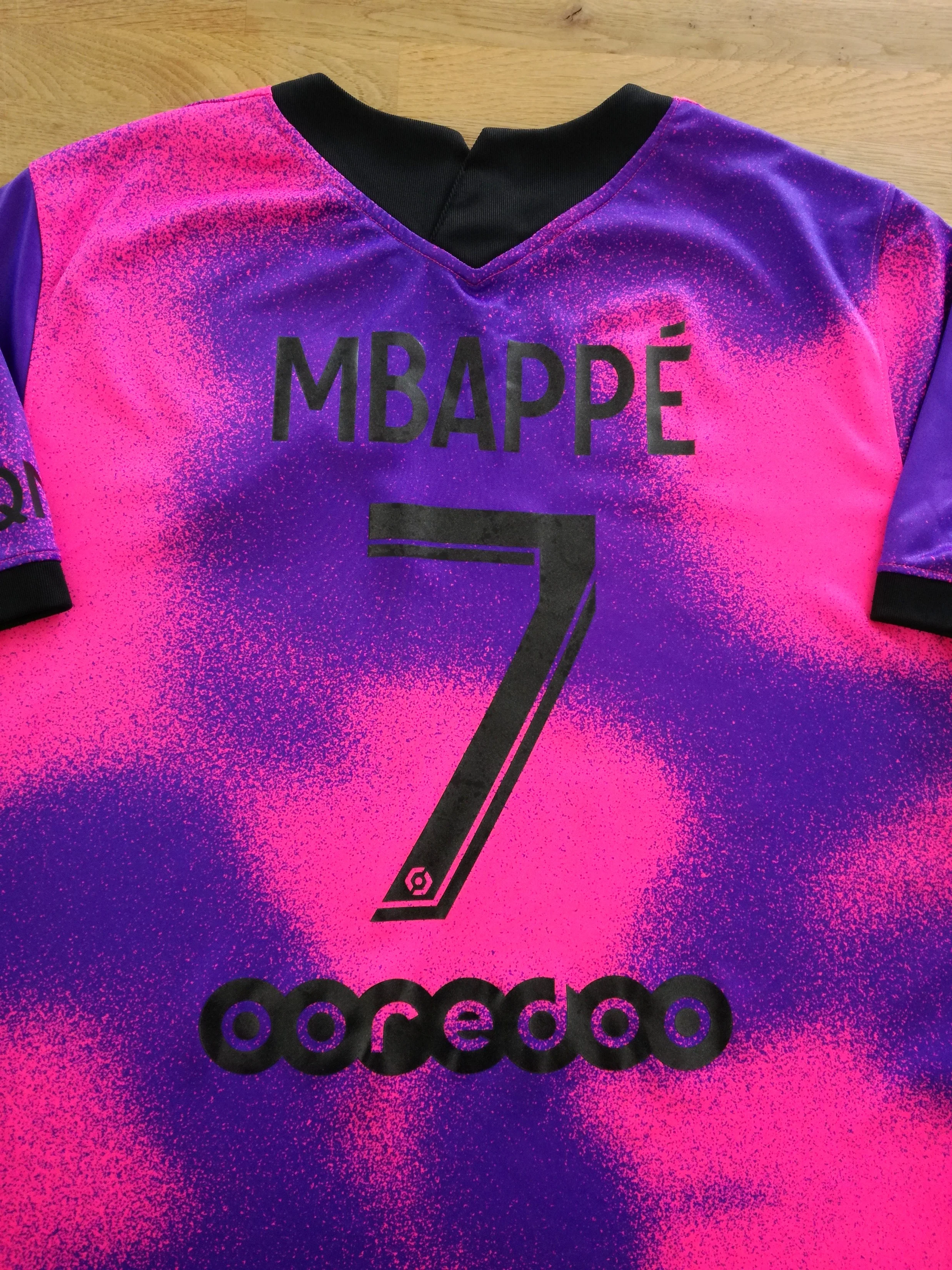 PSG 2020-21 Away