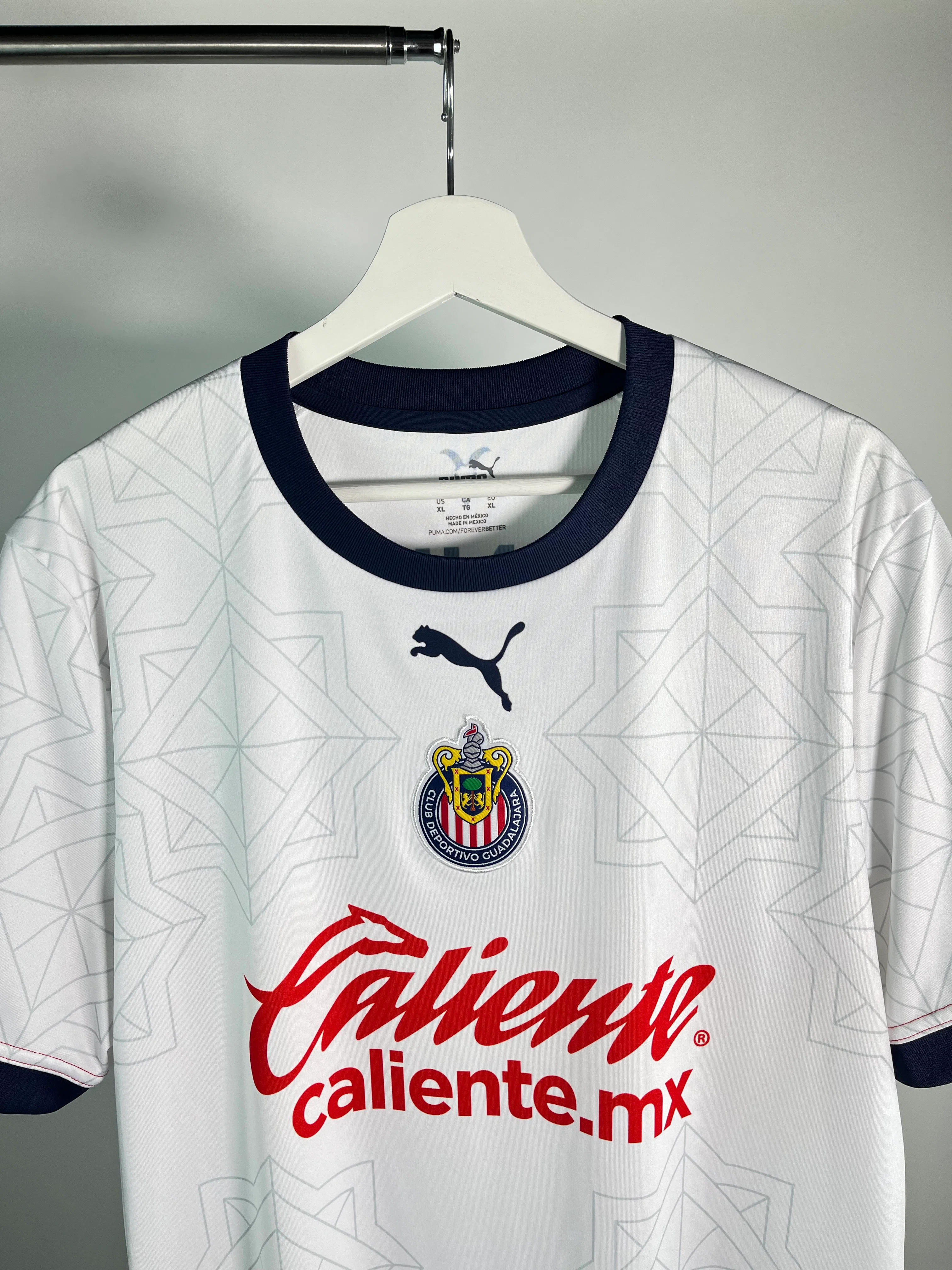 Chivas Guadalajara 2022-23 Away