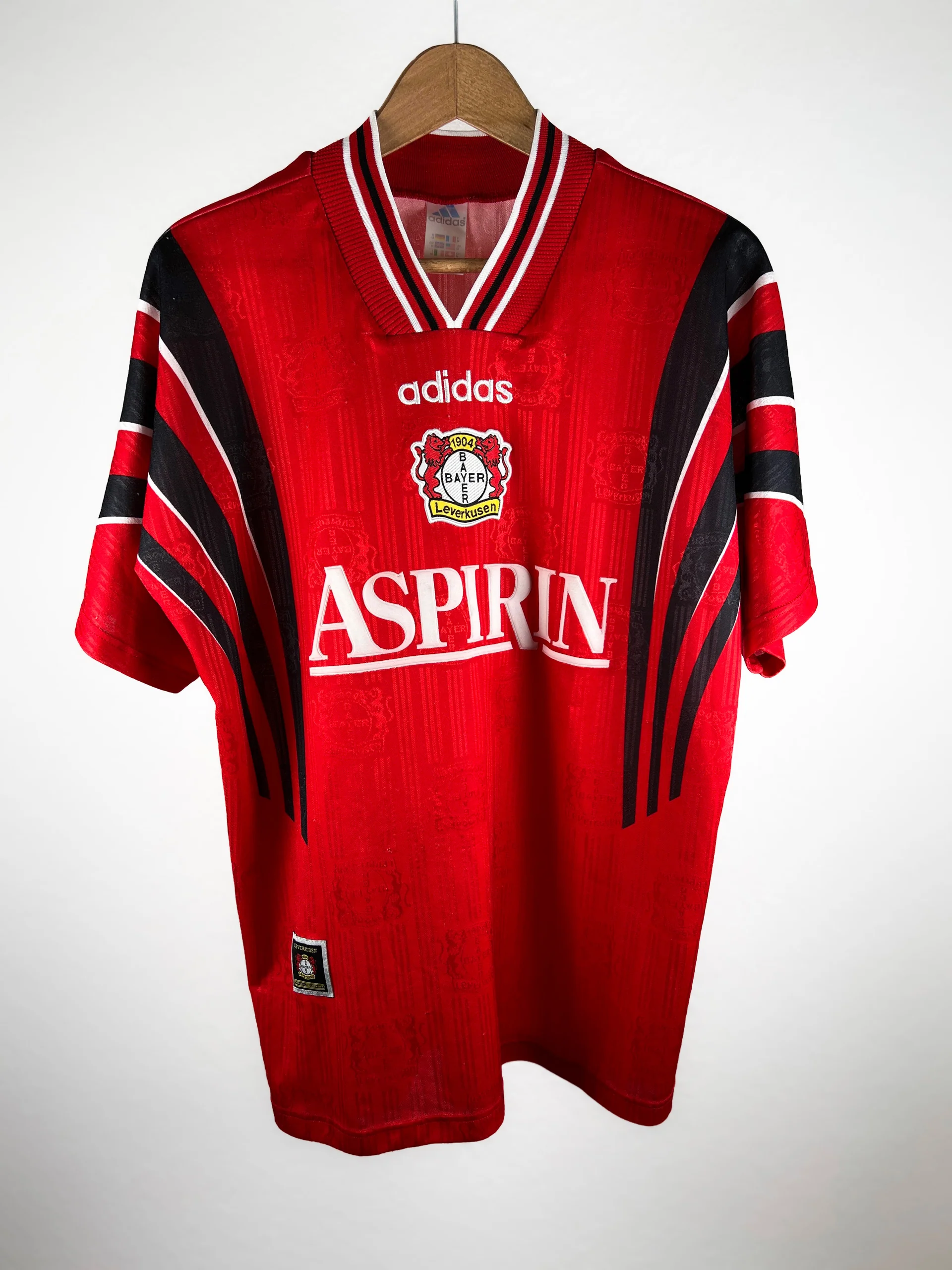 Bayer Leverkusen 1997-98 Home