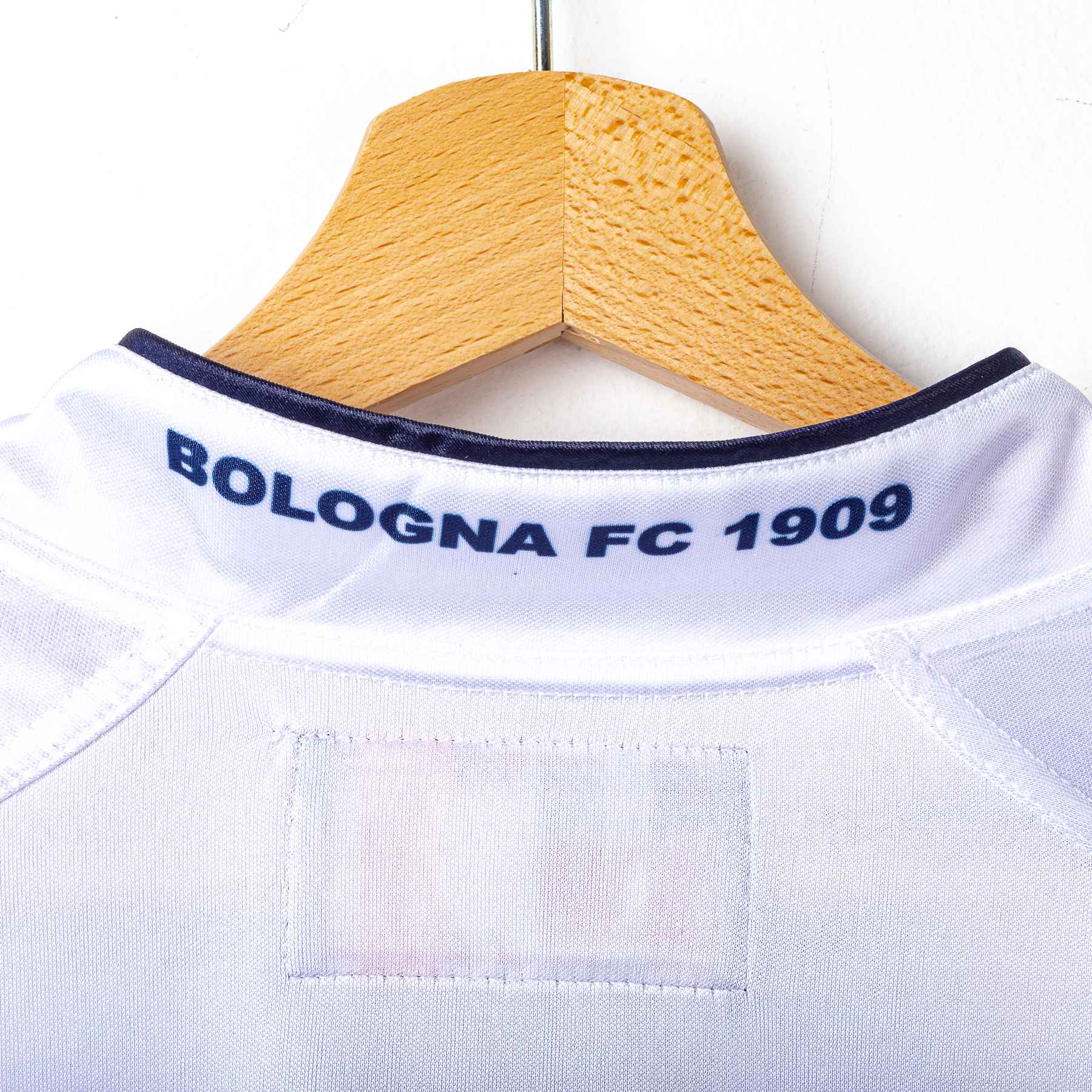 Bologna 2003-04 Away