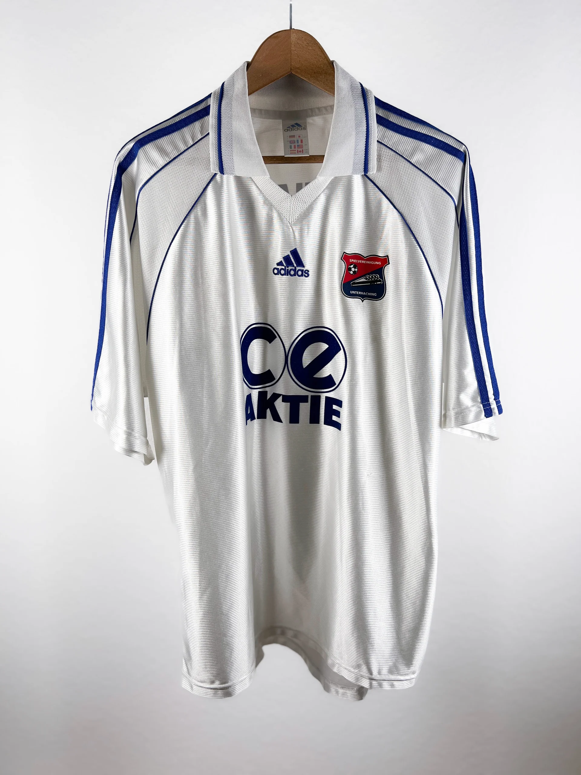 Unterhaching 1999-00 Away