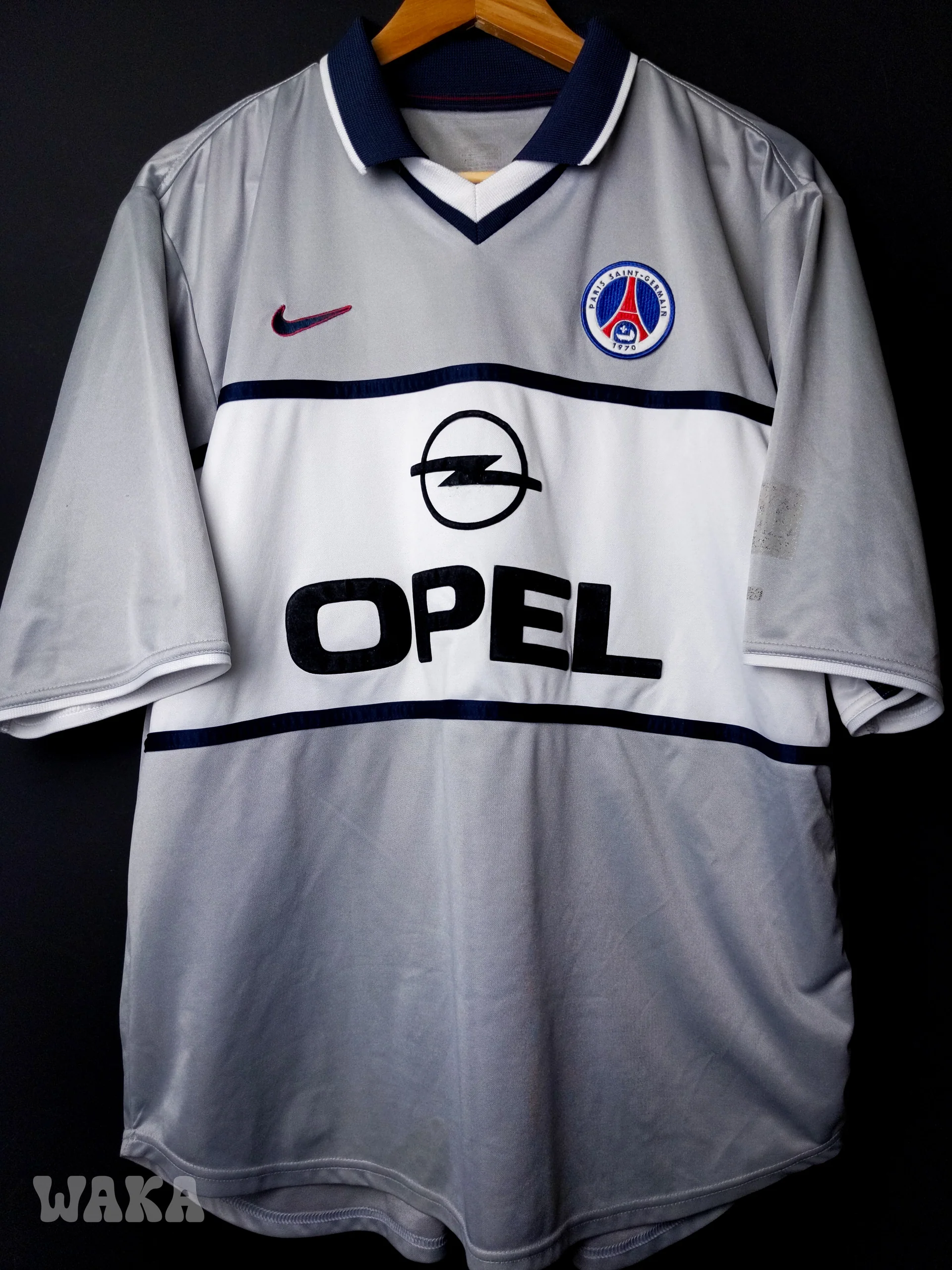 Paris Saint-Germain 2000-01 Away