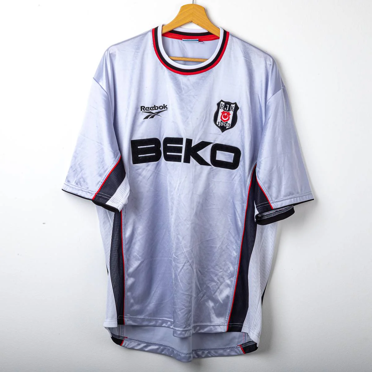 Besiktas 2000-01 Third