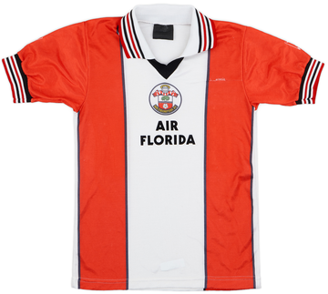 Southampton 1983-84 Away