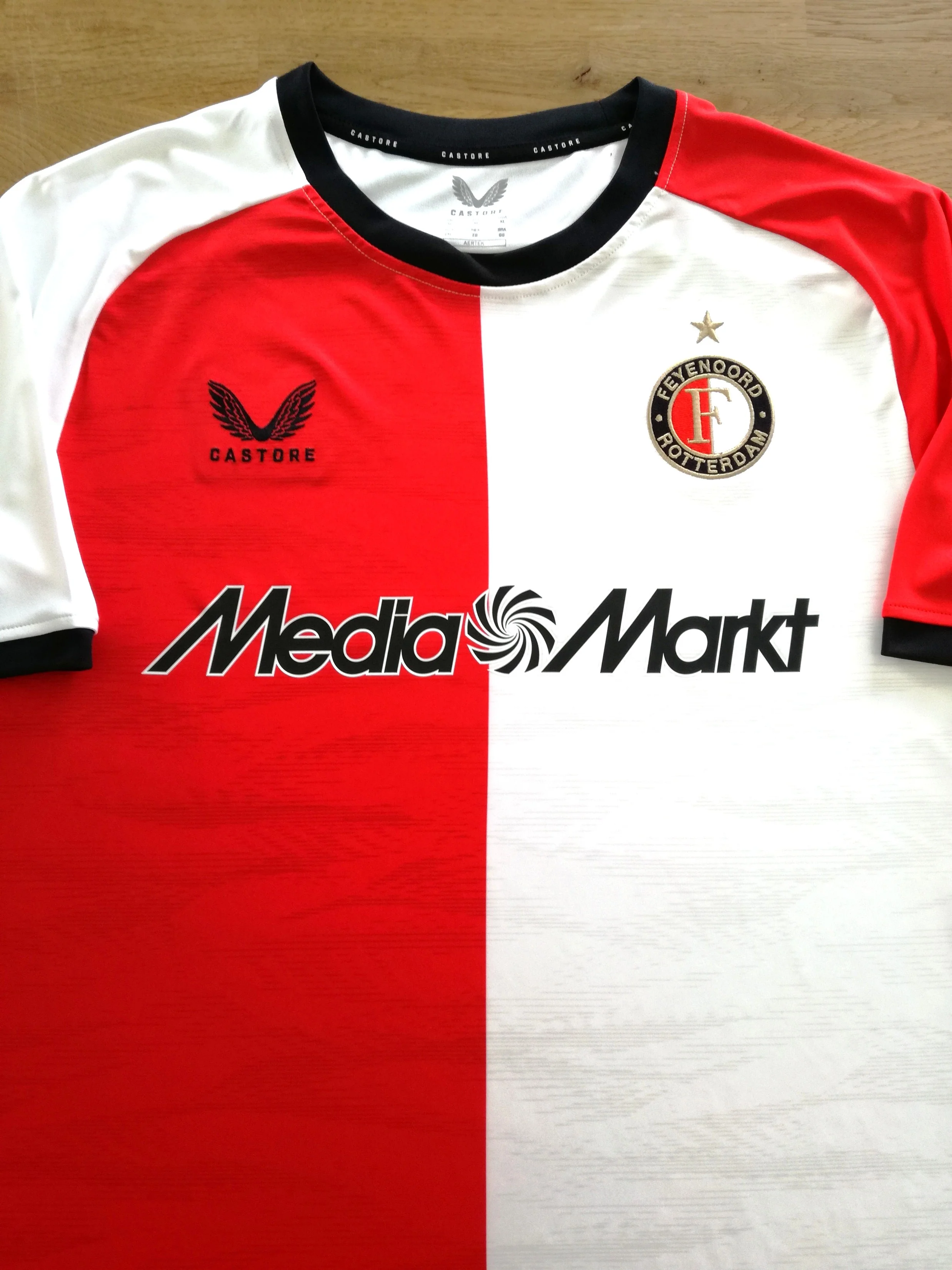 Feyenoord 2024-25 Home
