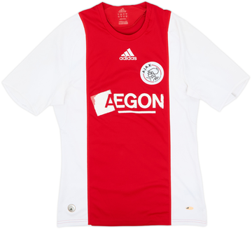 Ajax 2015-16 Home