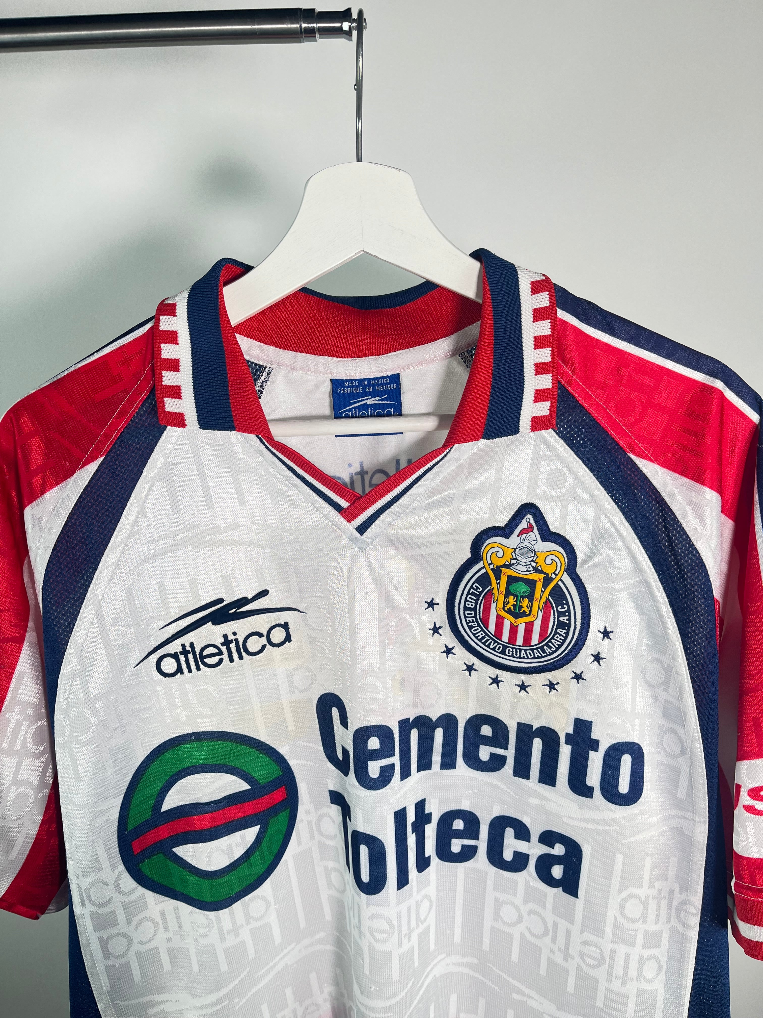 Chivas 1999-00 Away