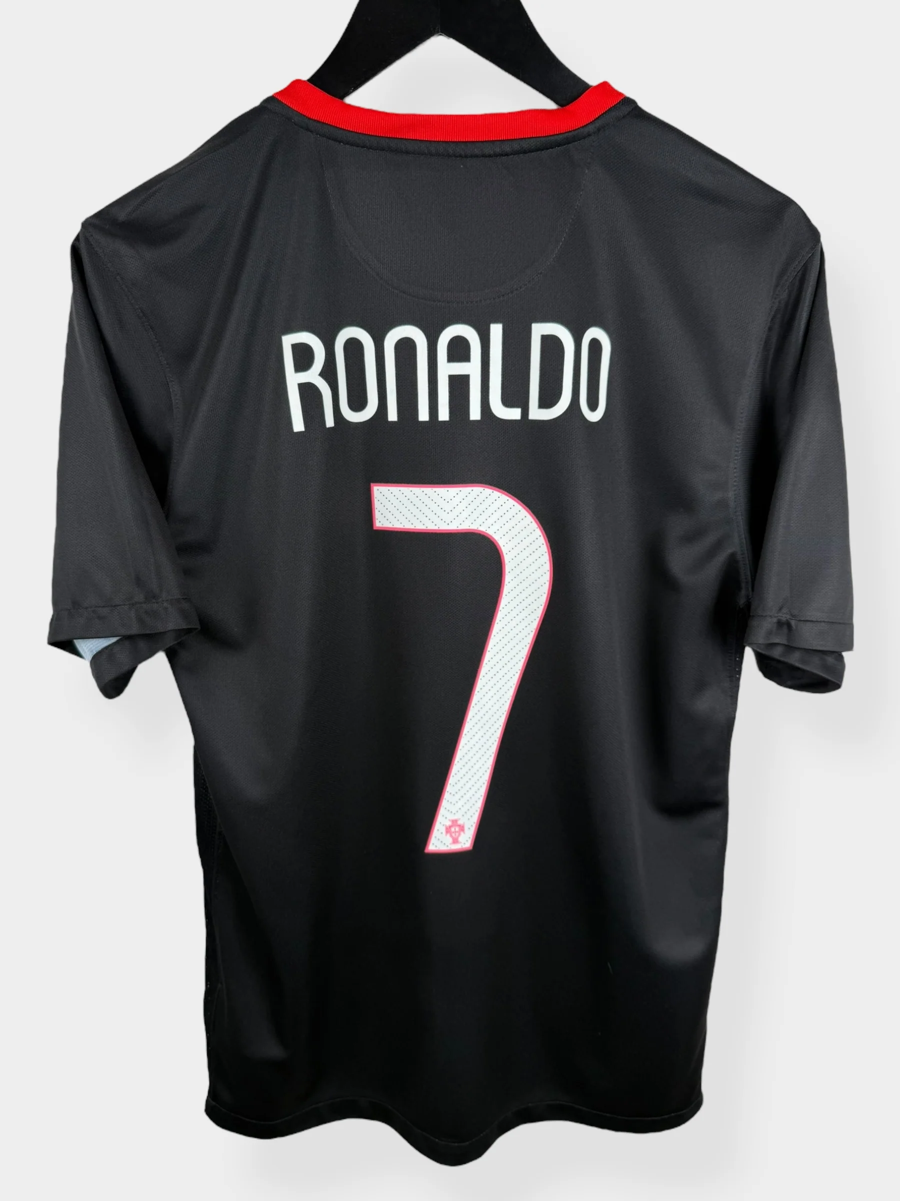 Portugal 2015-16 Away