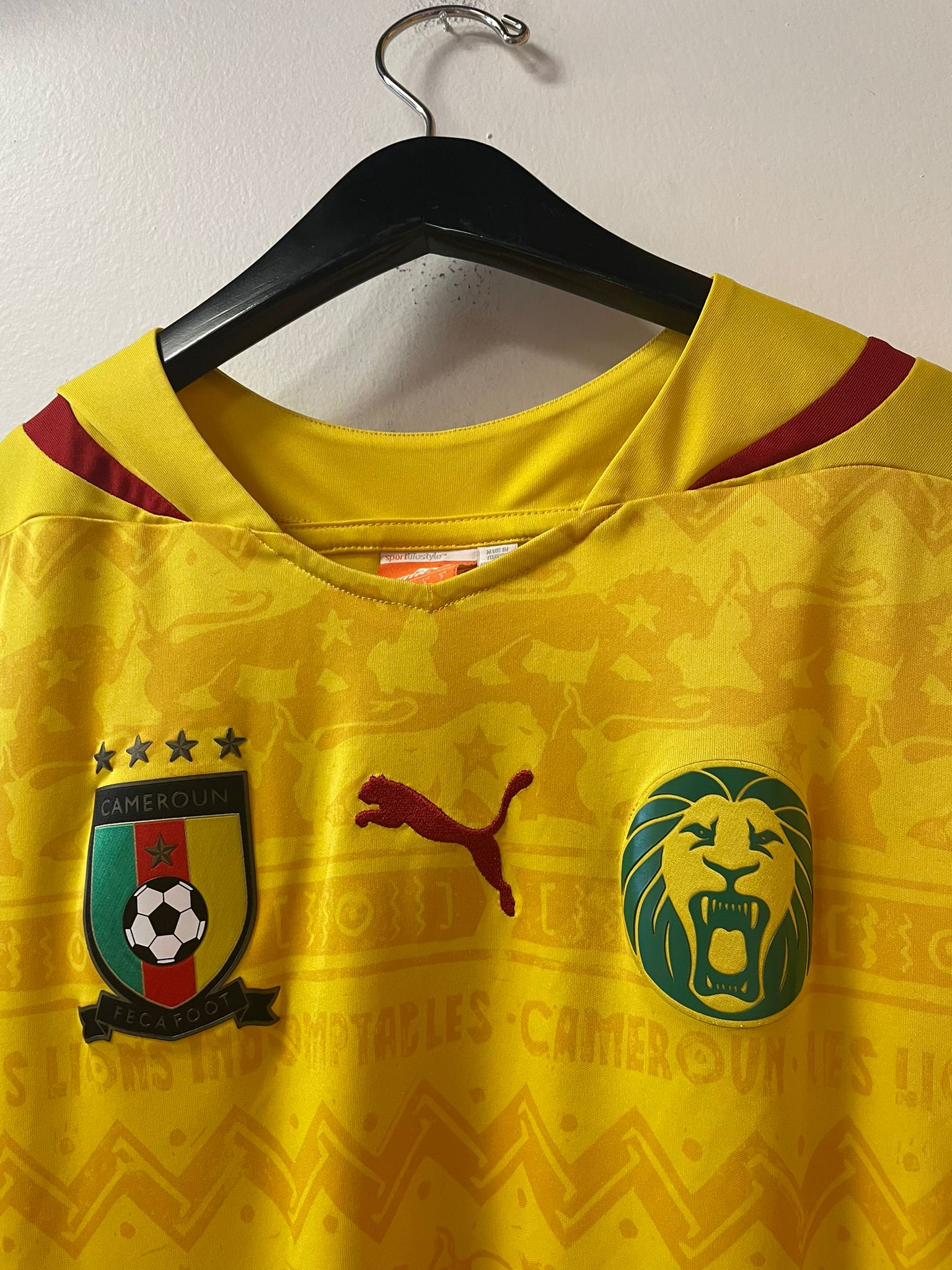 Cameroon 2014 Away