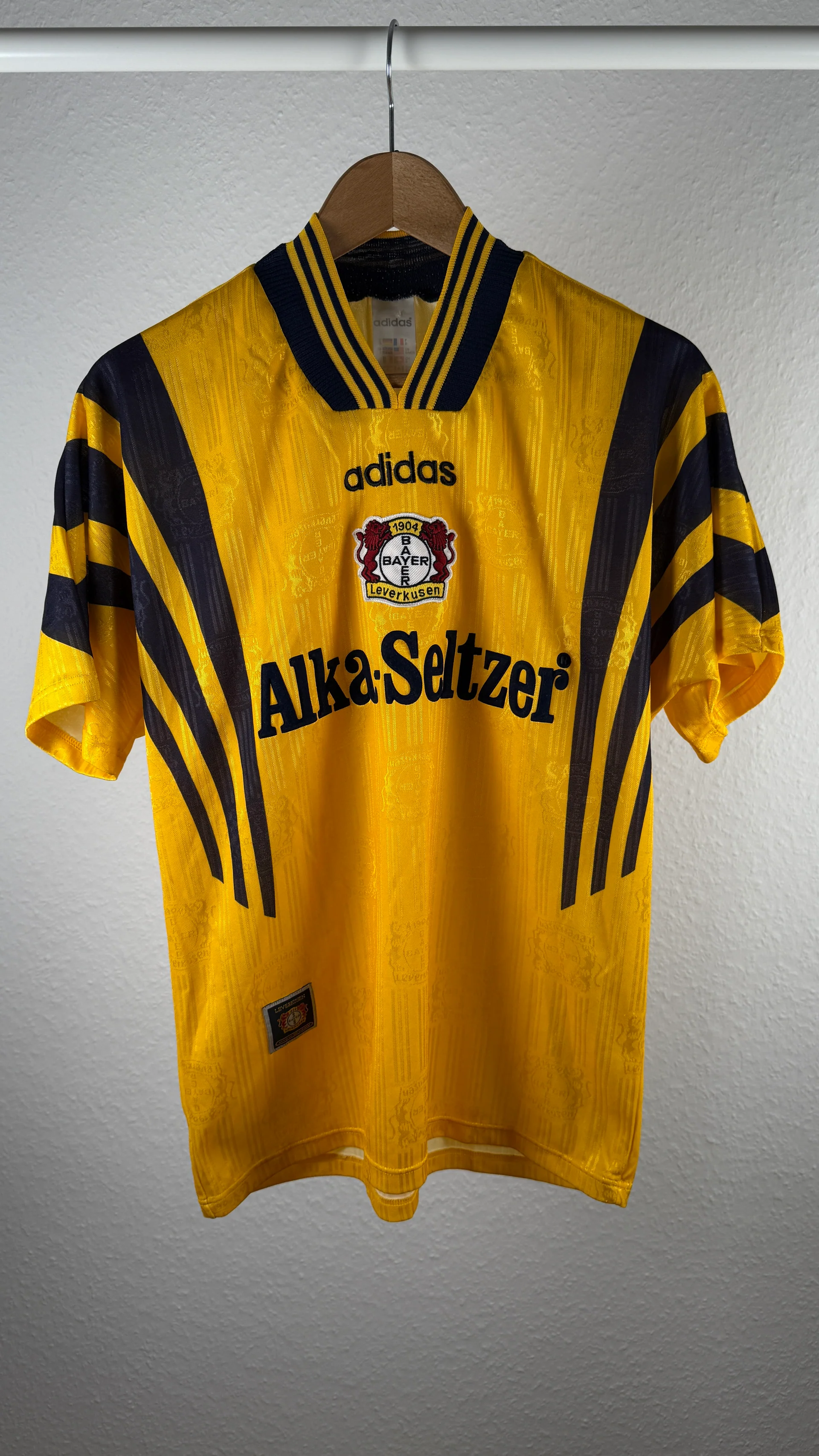 Bayer Leverkusen 1996-97 Third