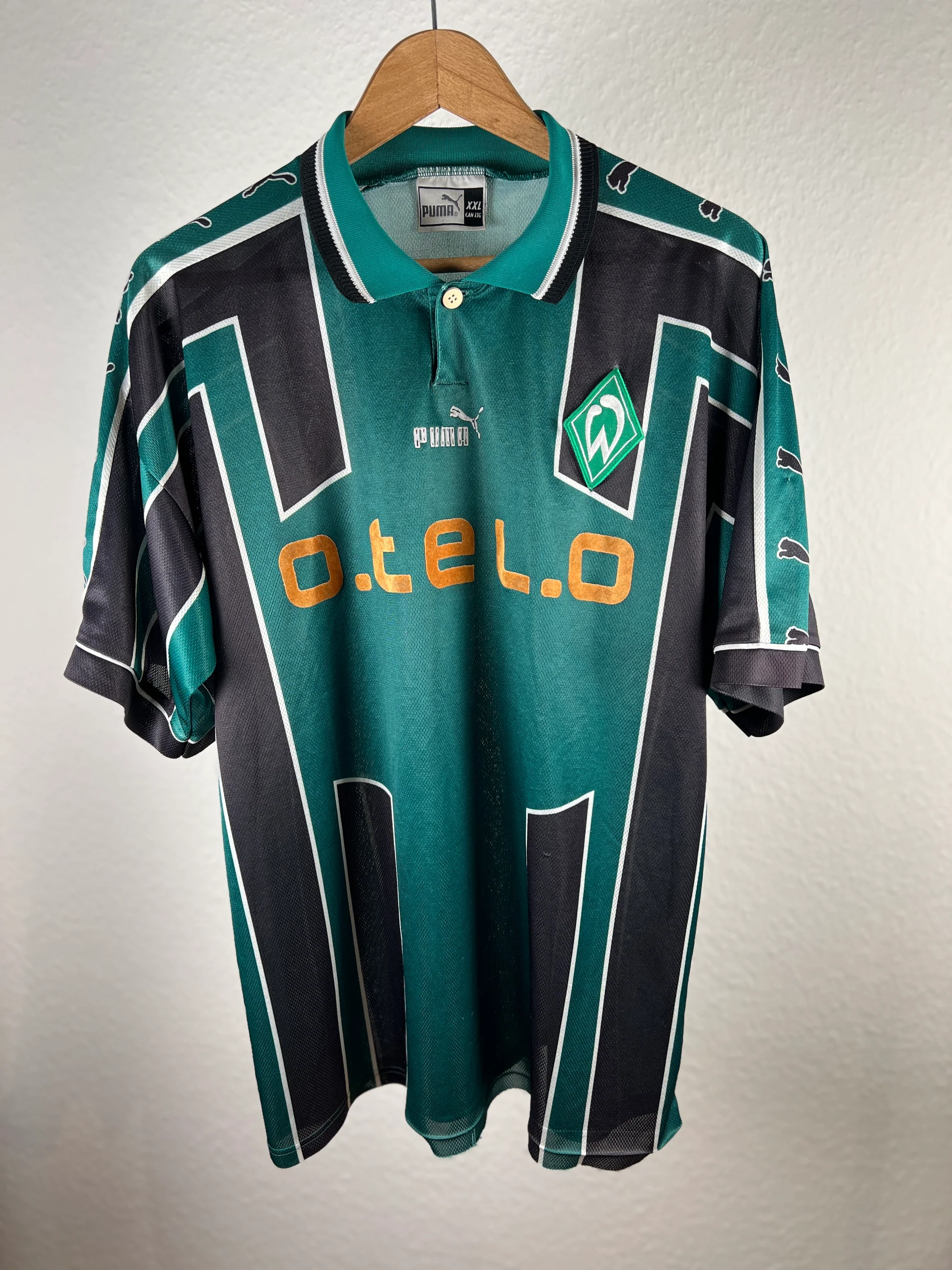 Werder Bremen 1999-00 Home