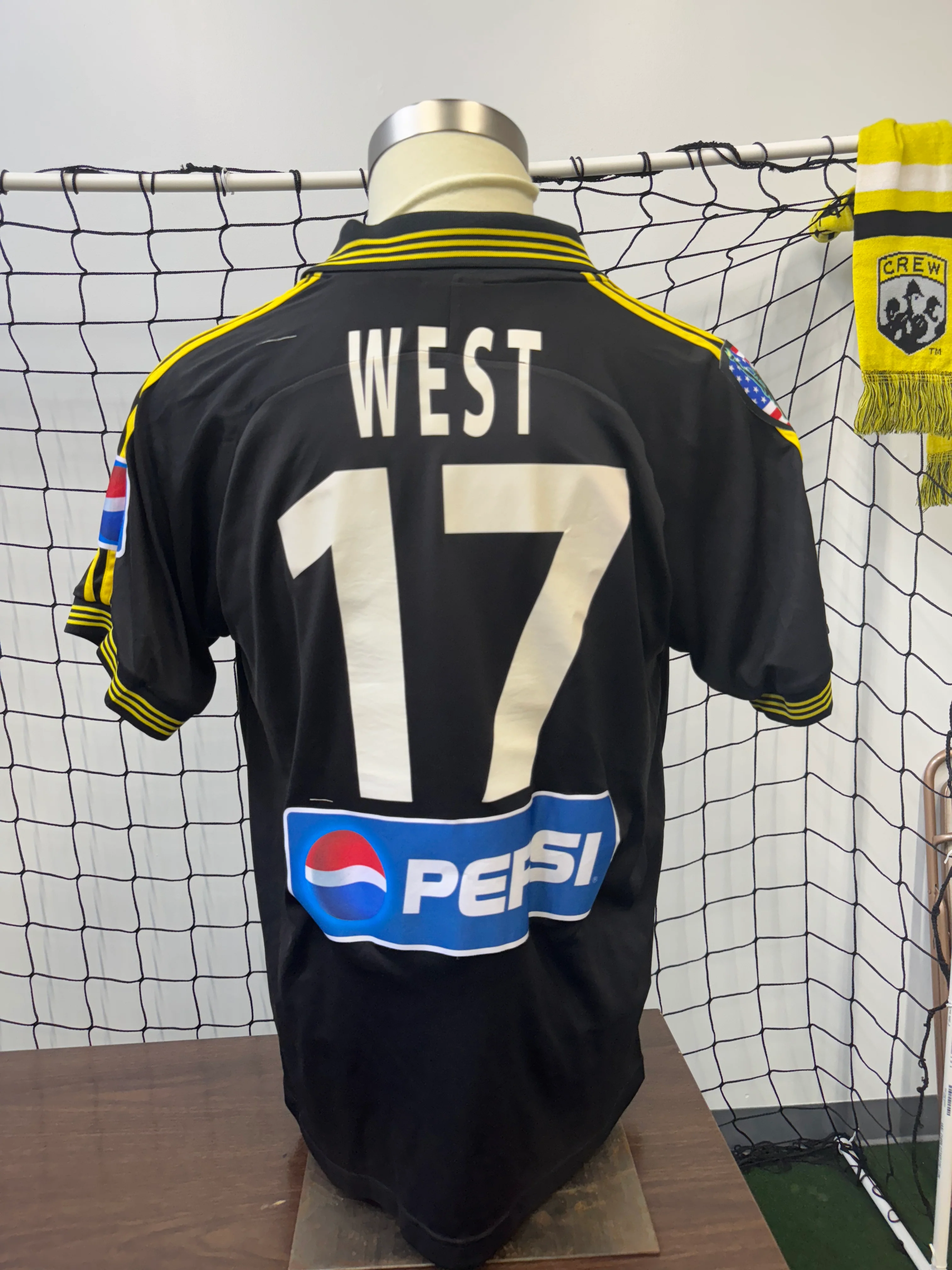 Columbus Crew 2001-02 Away