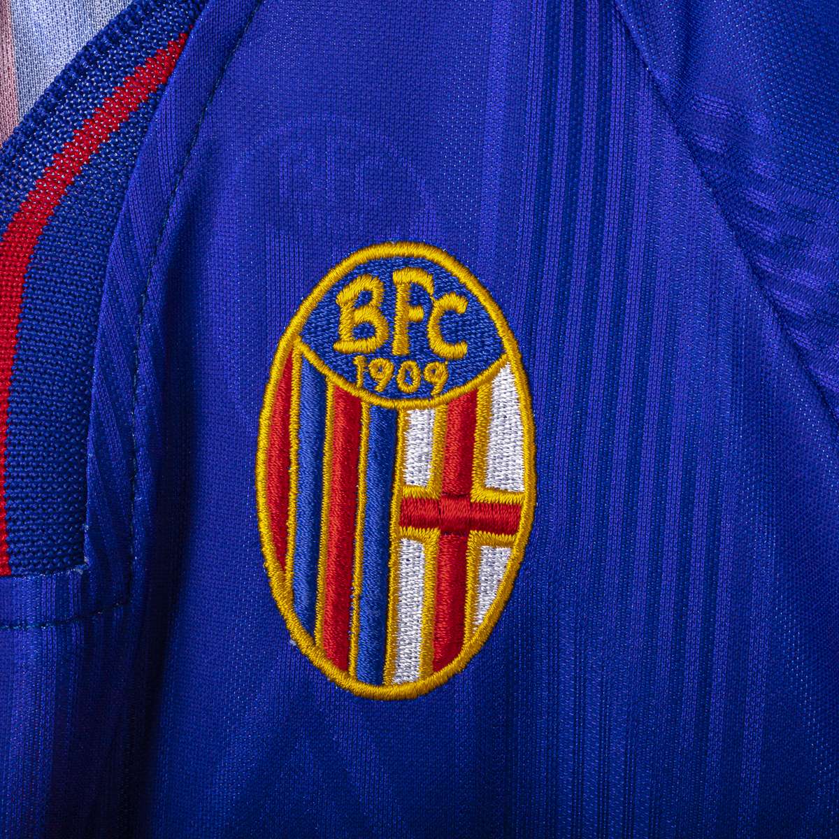 Bologna 2000-01 Home