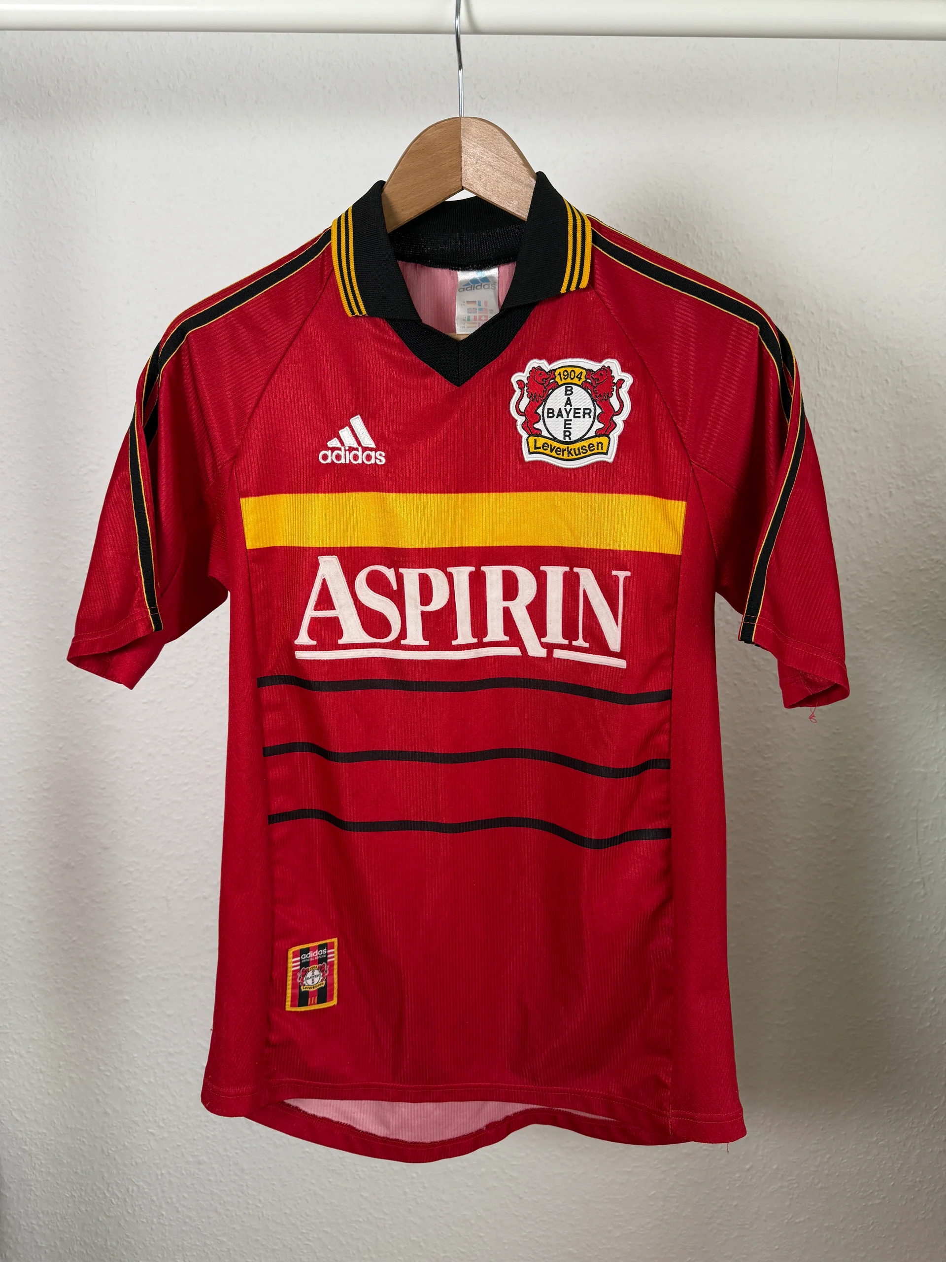 Bayer Leverkusen 1998-99 Home